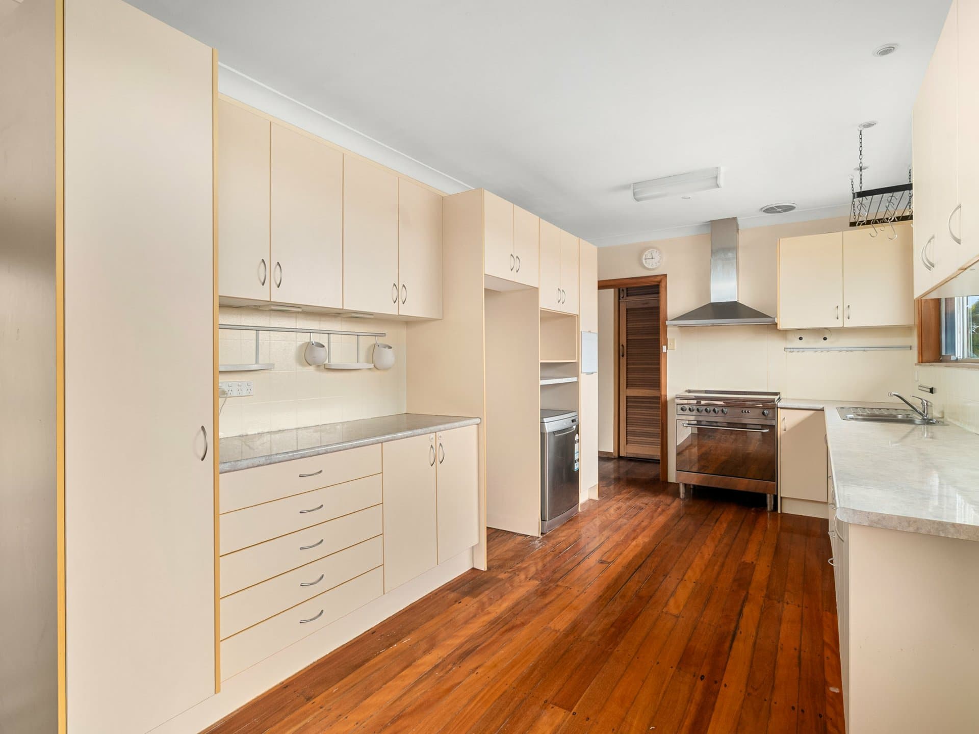 5 Mclennan Street, Taree, Taree - Thumbnail 7