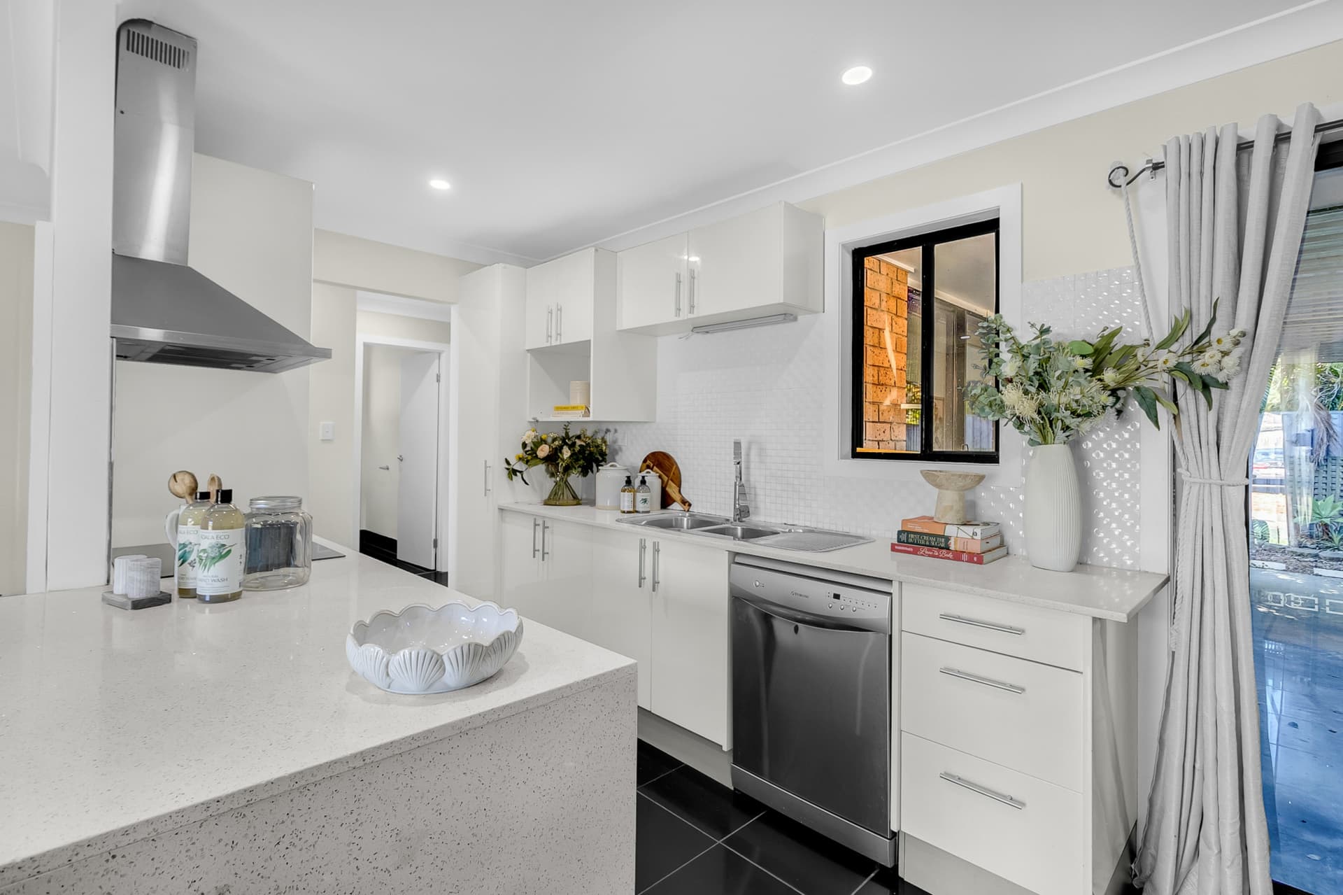 29 Paddington Lane, Eagleby, Eagleby - Thumbnail 4