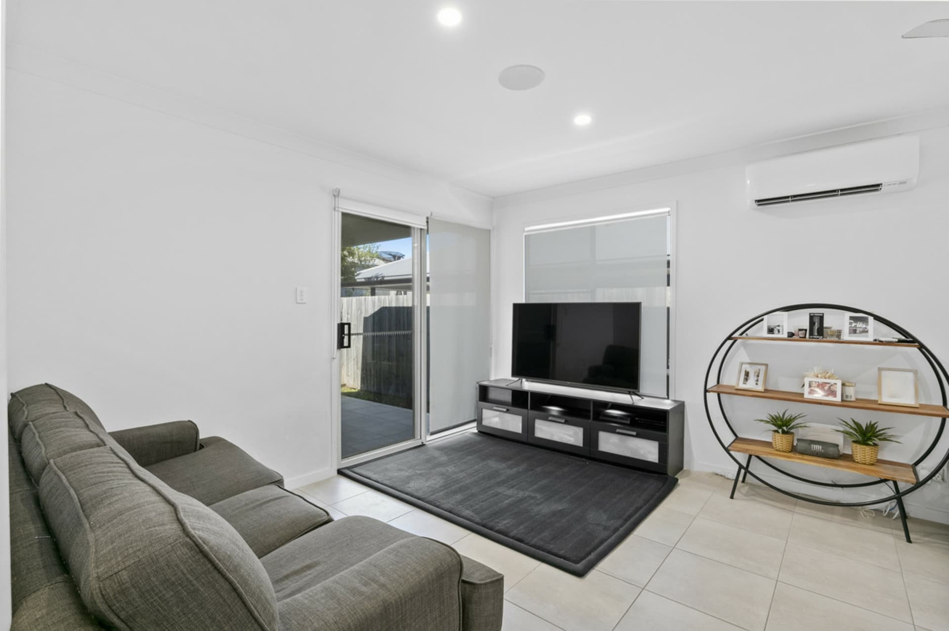 89 Mercy Circuit, Park Ridge, Park Ridge - Thumbnail 4