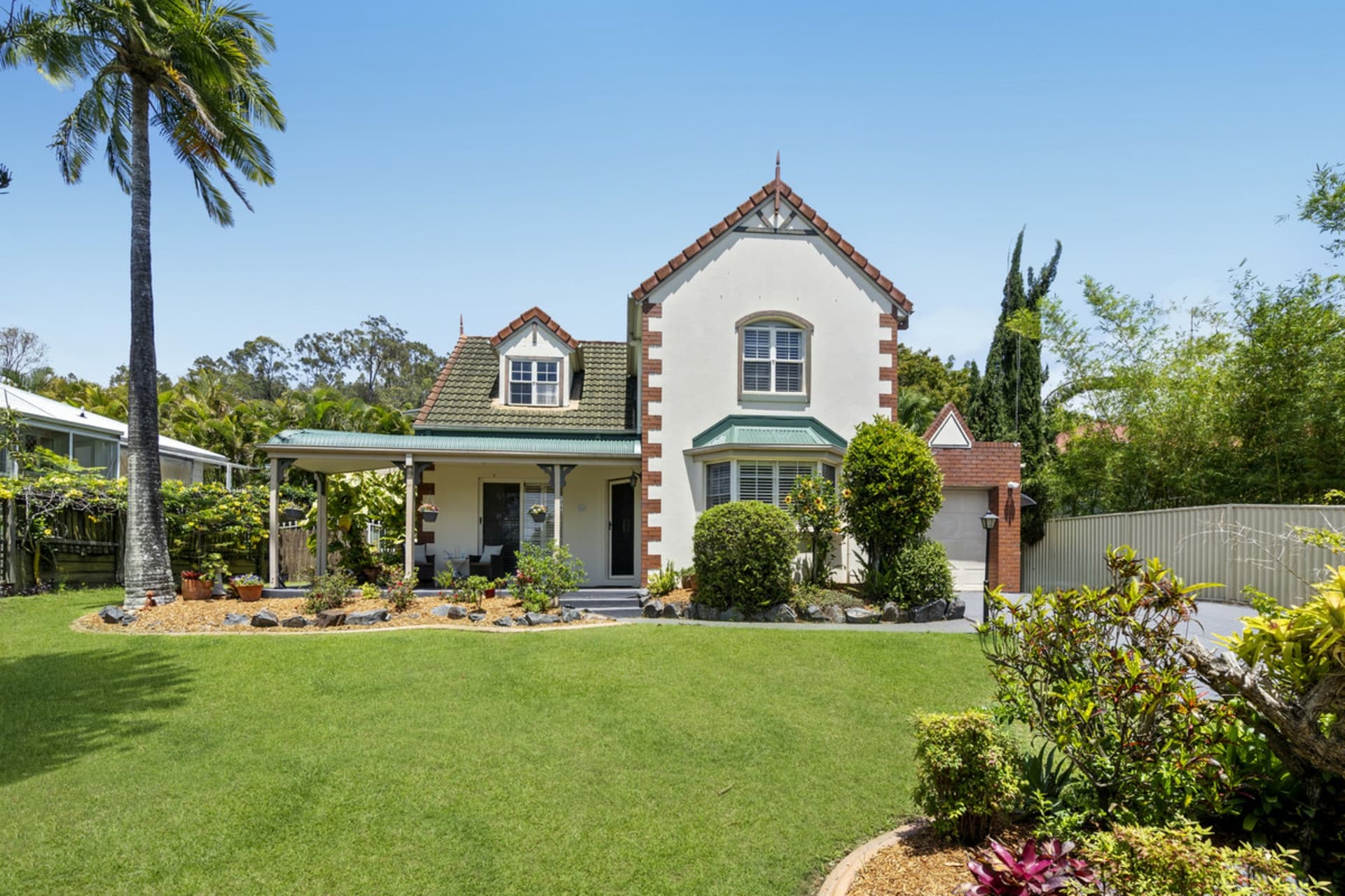44 Paddington Drive, Carrara, Carrara - Image 1