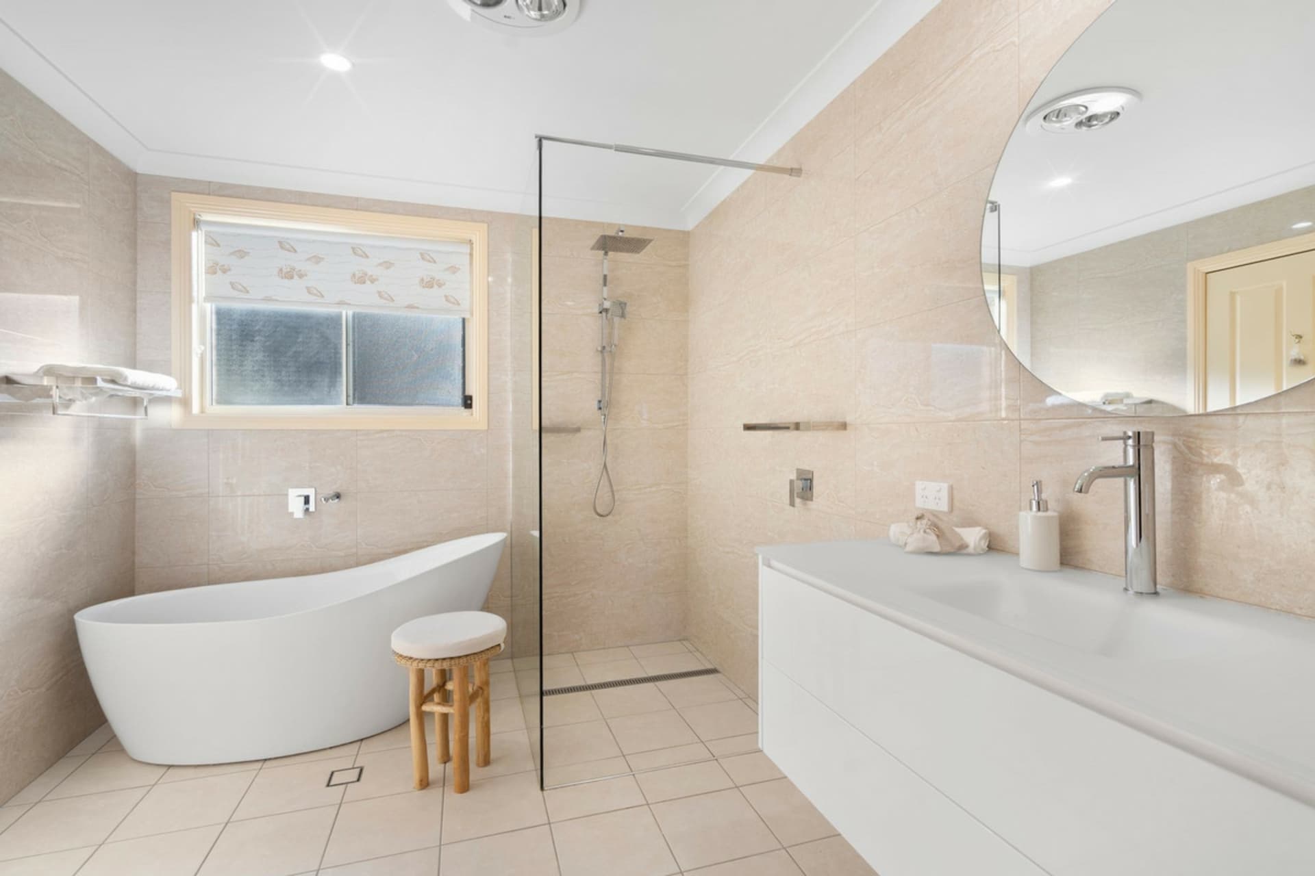 44 Paddington Drive, Carrara, Carrara - Thumbnail 4