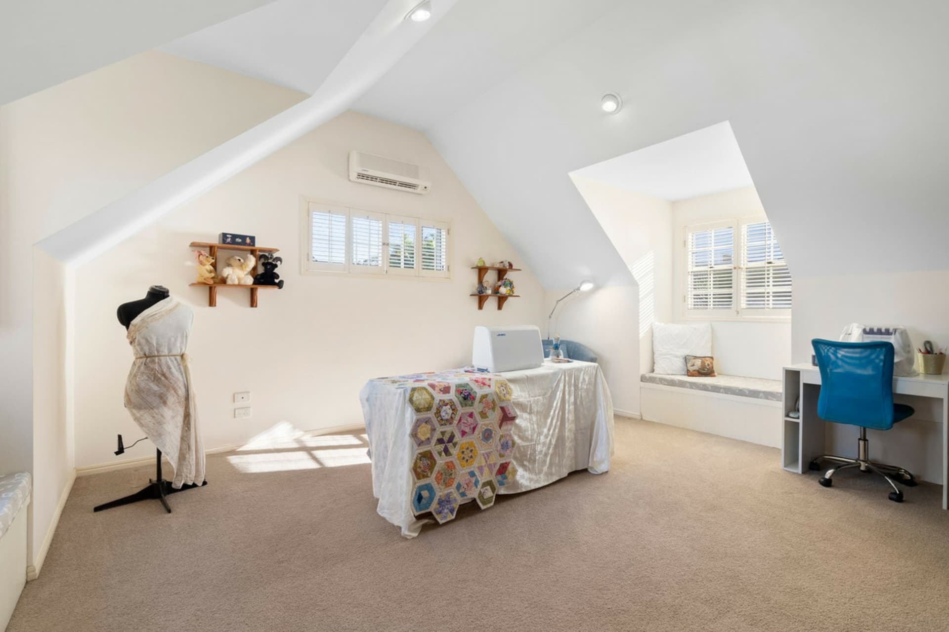 44 Paddington Drive, Carrara, Carrara - Thumbnail 5