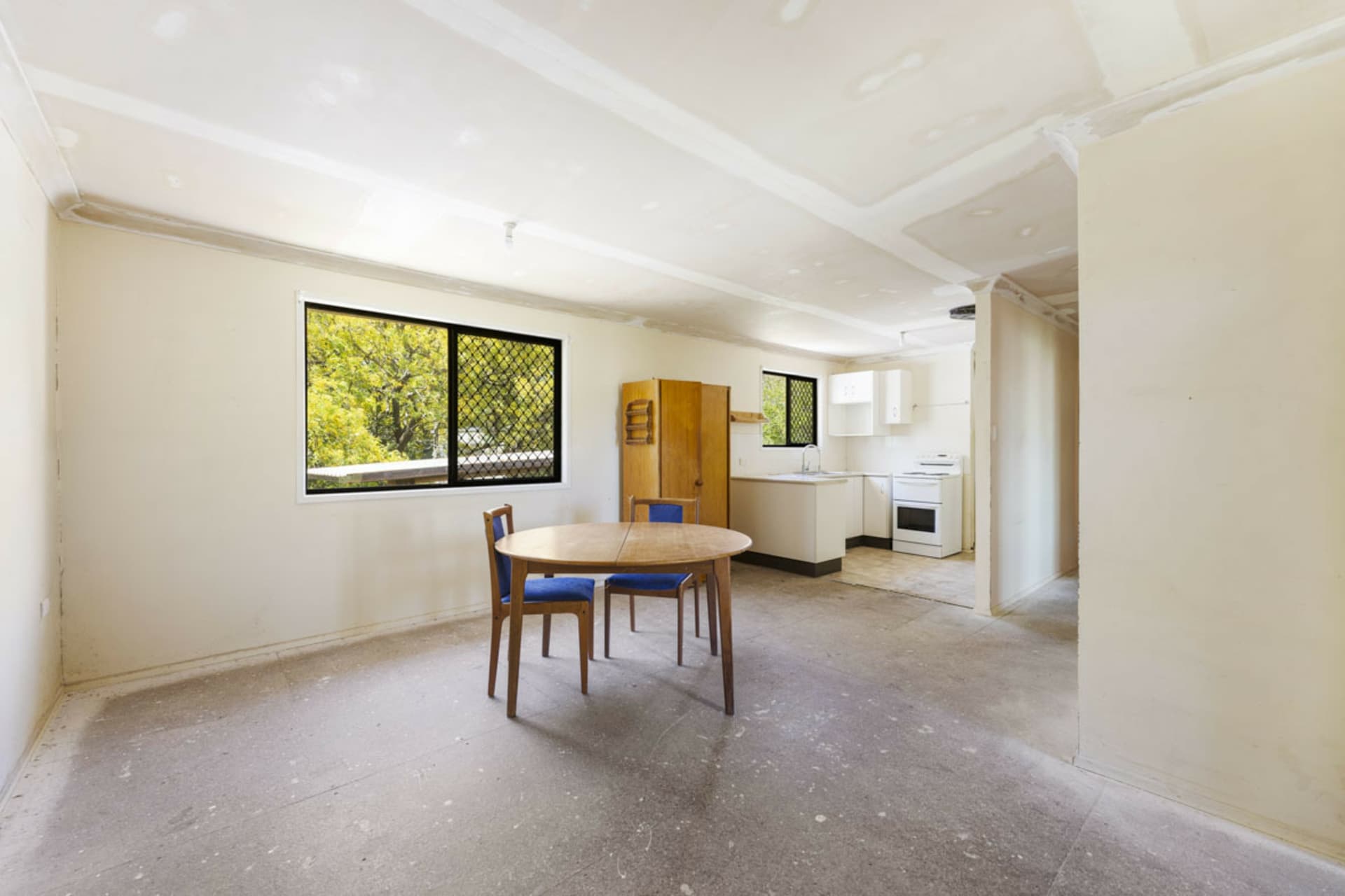 43 Gulligal Street, Kingsthorpe, Kingsthorpe - Thumbnail 2