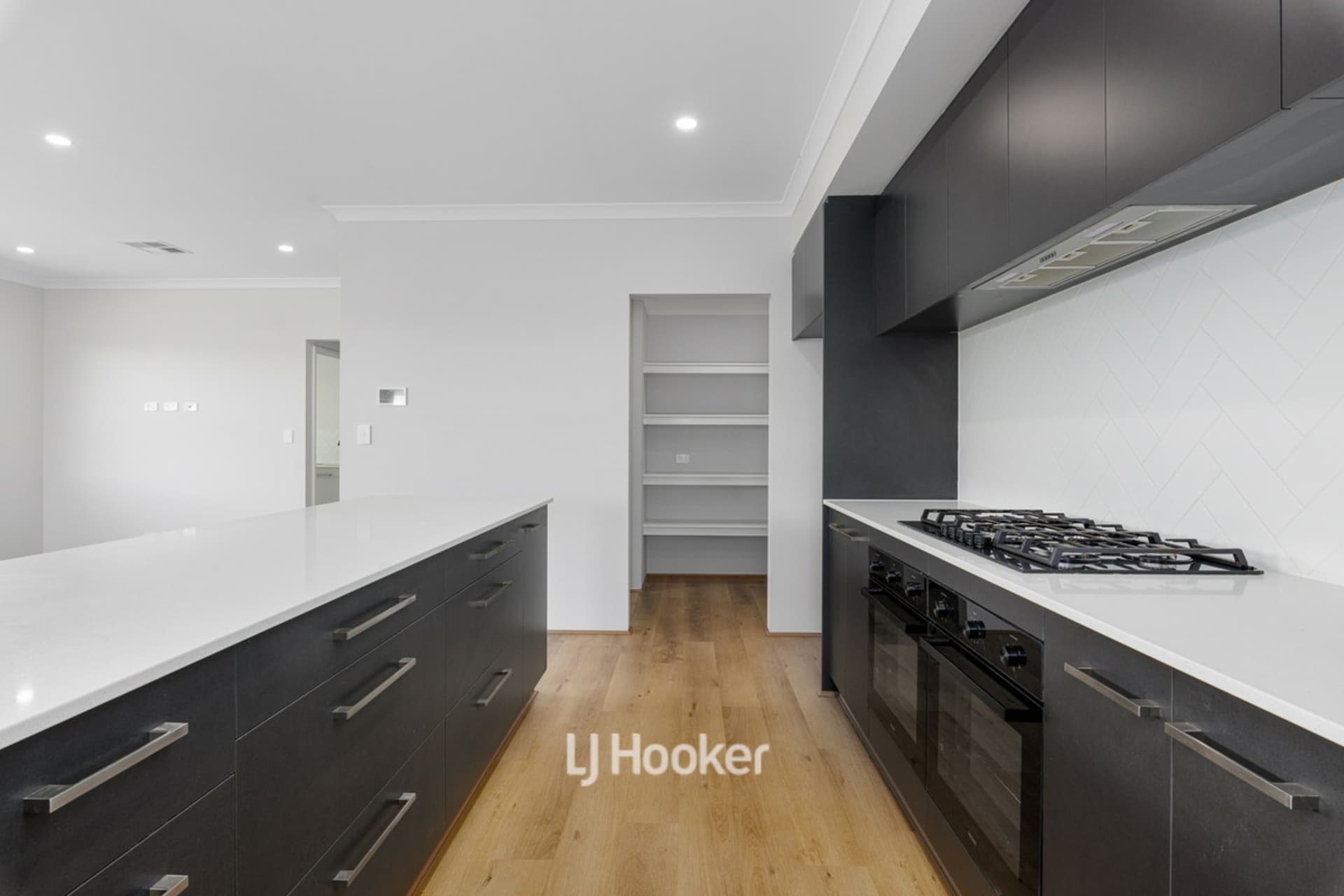 72 Montgomery Parkway, Ravenswood, Ravenswood - Thumbnail 8