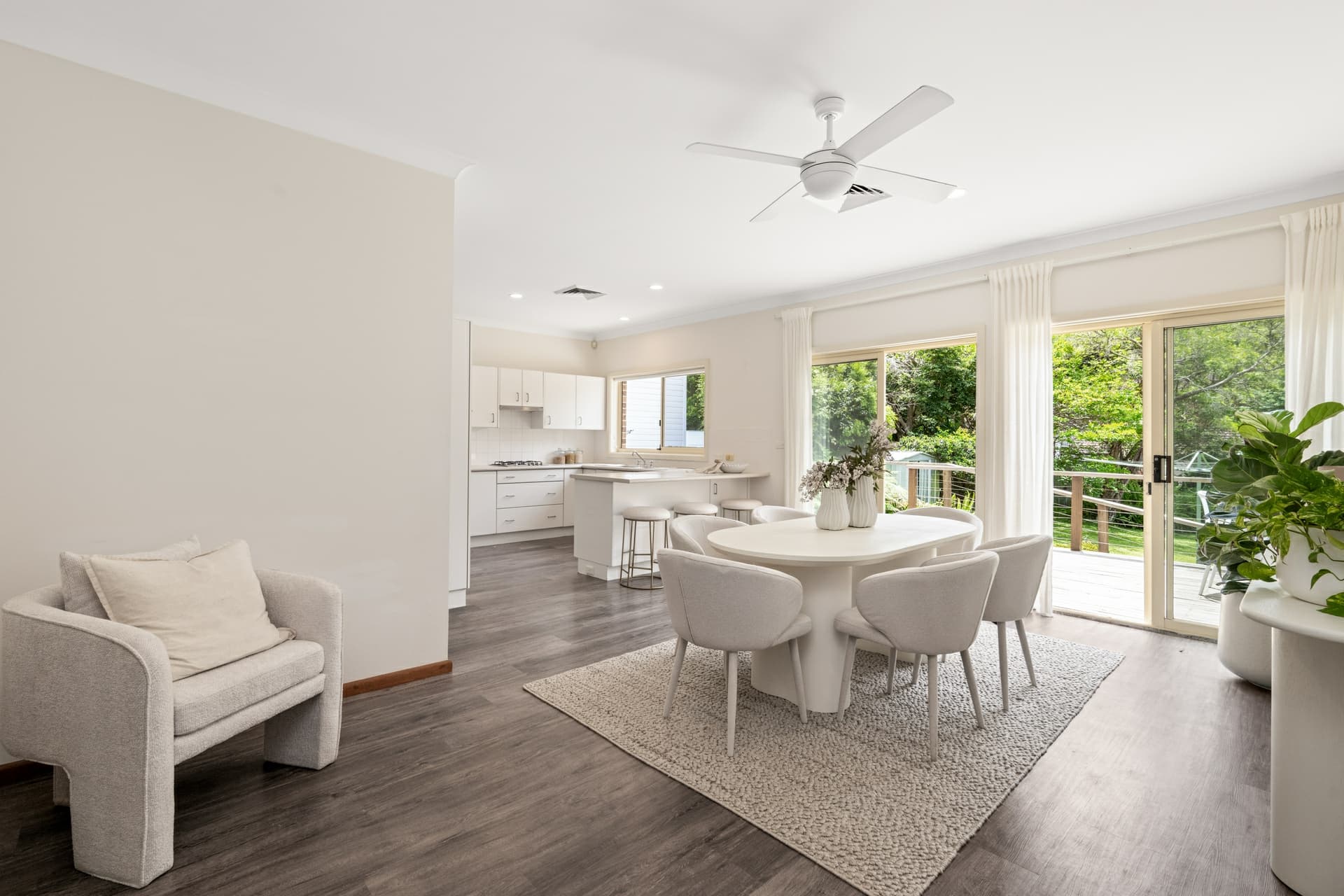 98 Avalon Parade, Avalon Beach, Avalon Beach - Thumbnail 2