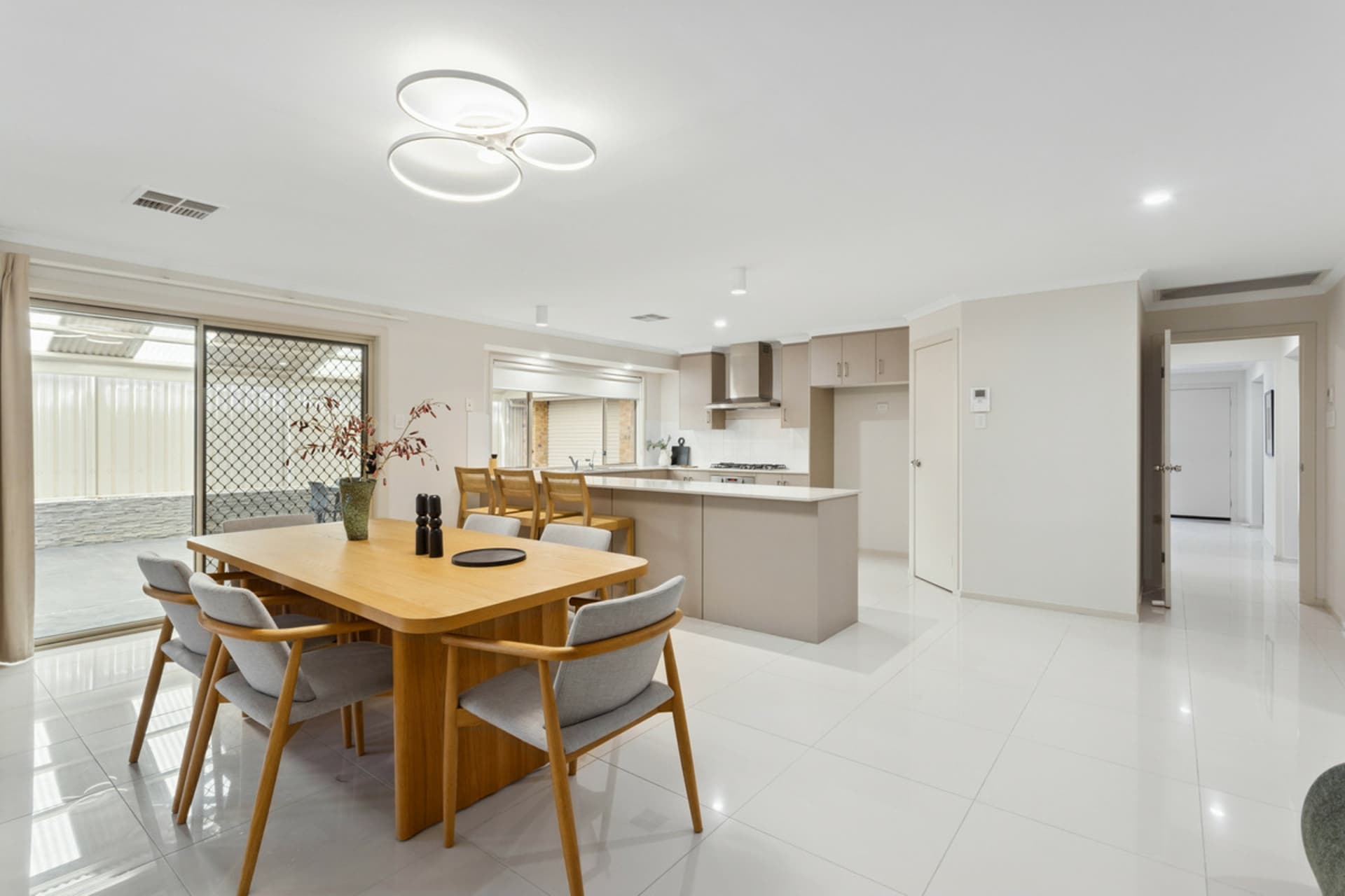 27 Tuscan Road, Golden Grove, Golden Grove - Thumbnail 4