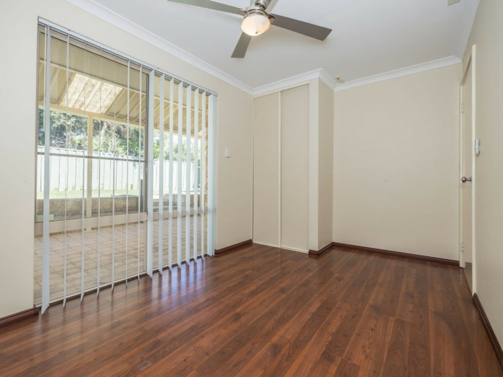 50 Lithgow Drive, Clarkson, Clarkson - Thumbnail 5