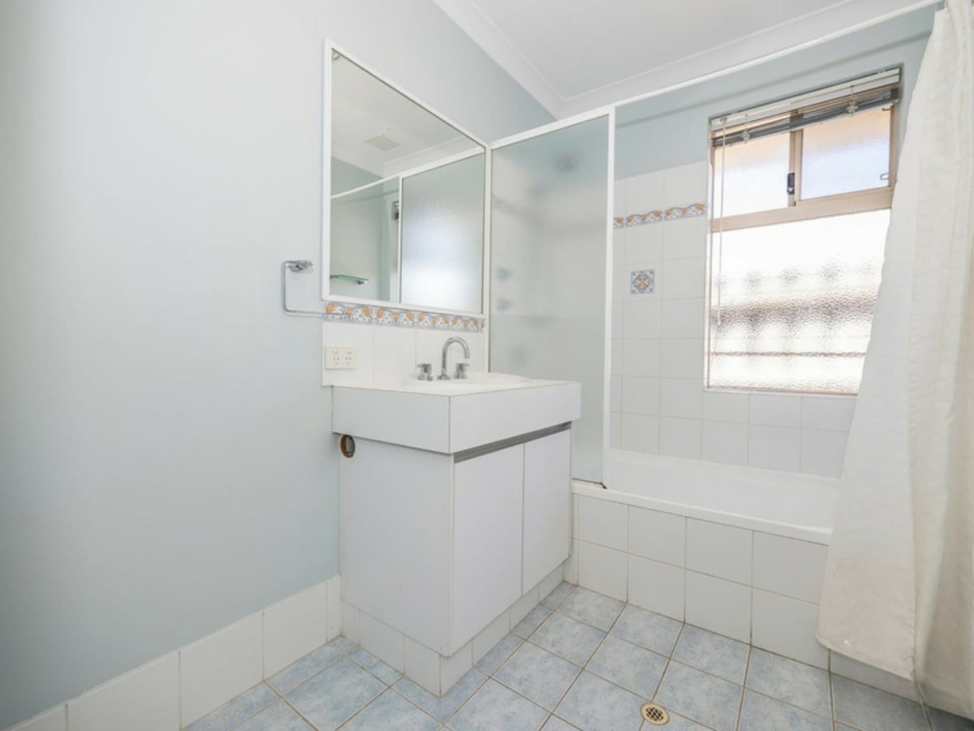 50 Lithgow Drive, Clarkson, Clarkson - Thumbnail 8