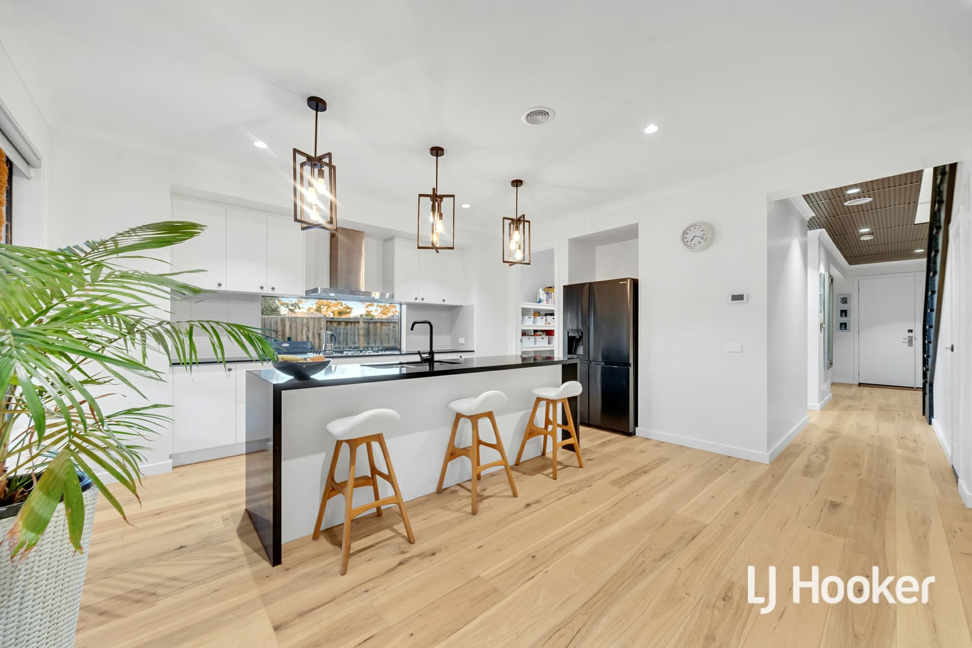 9 Copley Street, Cranbourne, Cranbourne - Thumbnail 2