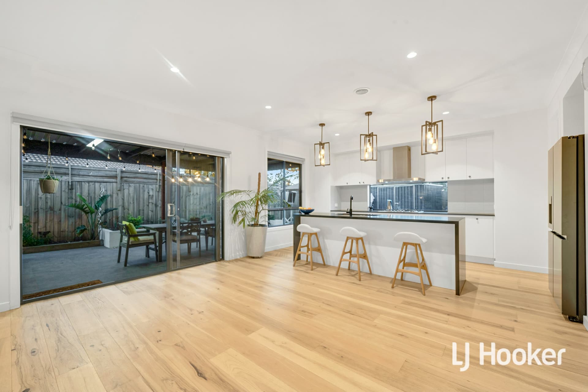 9 Copley Street, Cranbourne, Cranbourne - Thumbnail 3