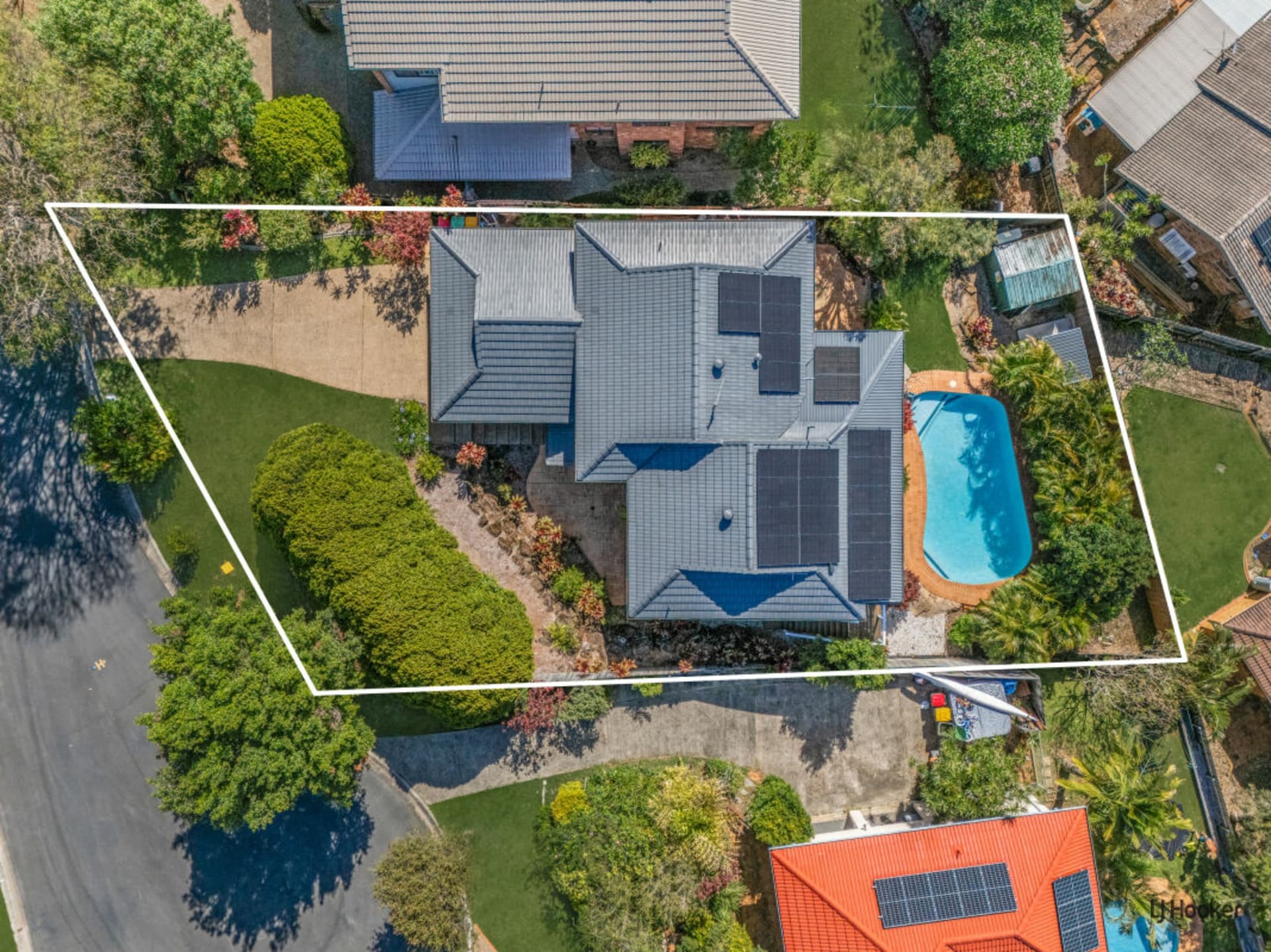 21 Kintyre Crescent Banora Point NSW, Banora Point - Thumbnail 2
