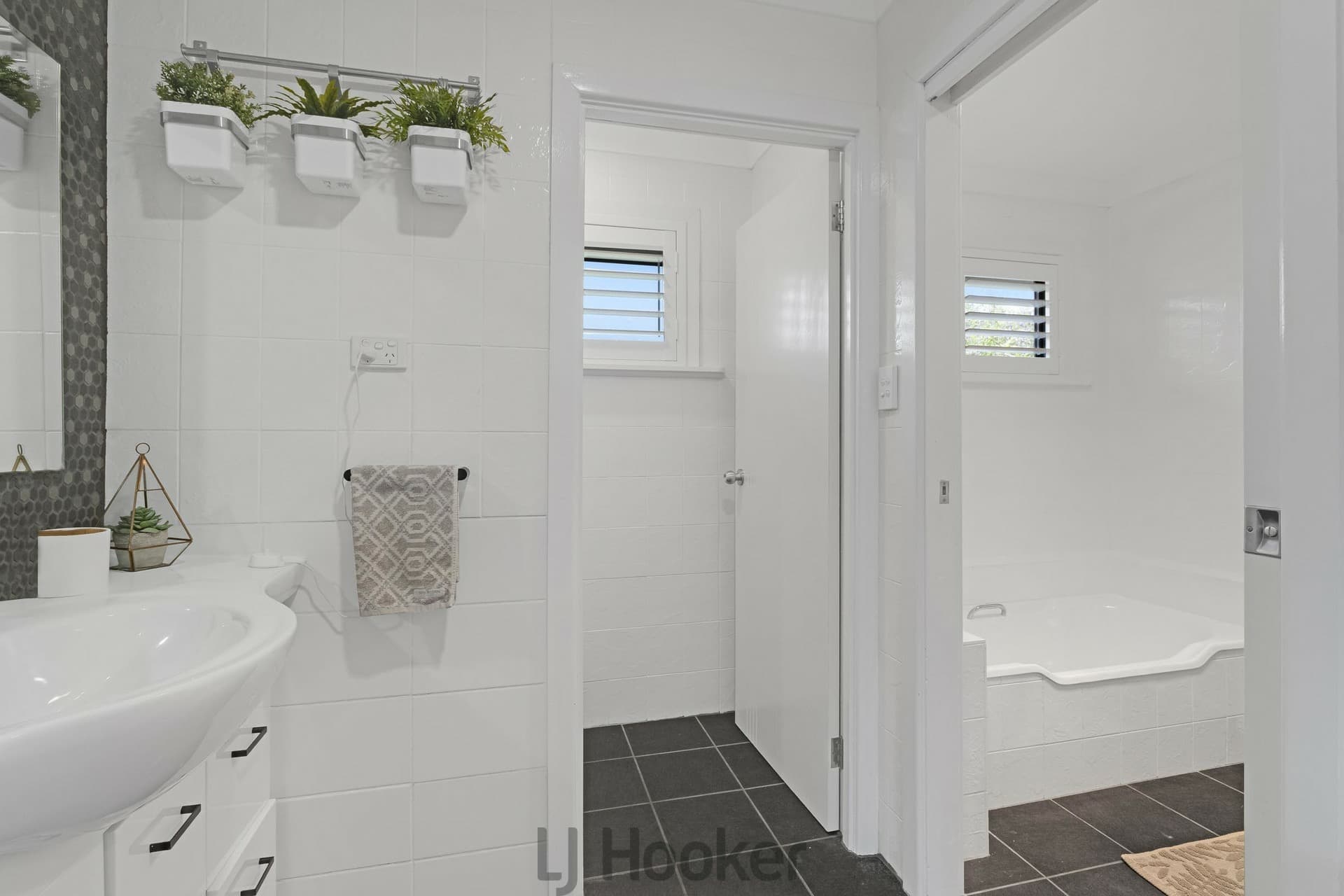4 Field Avenue, Toronto, Toronto - Thumbnail 7