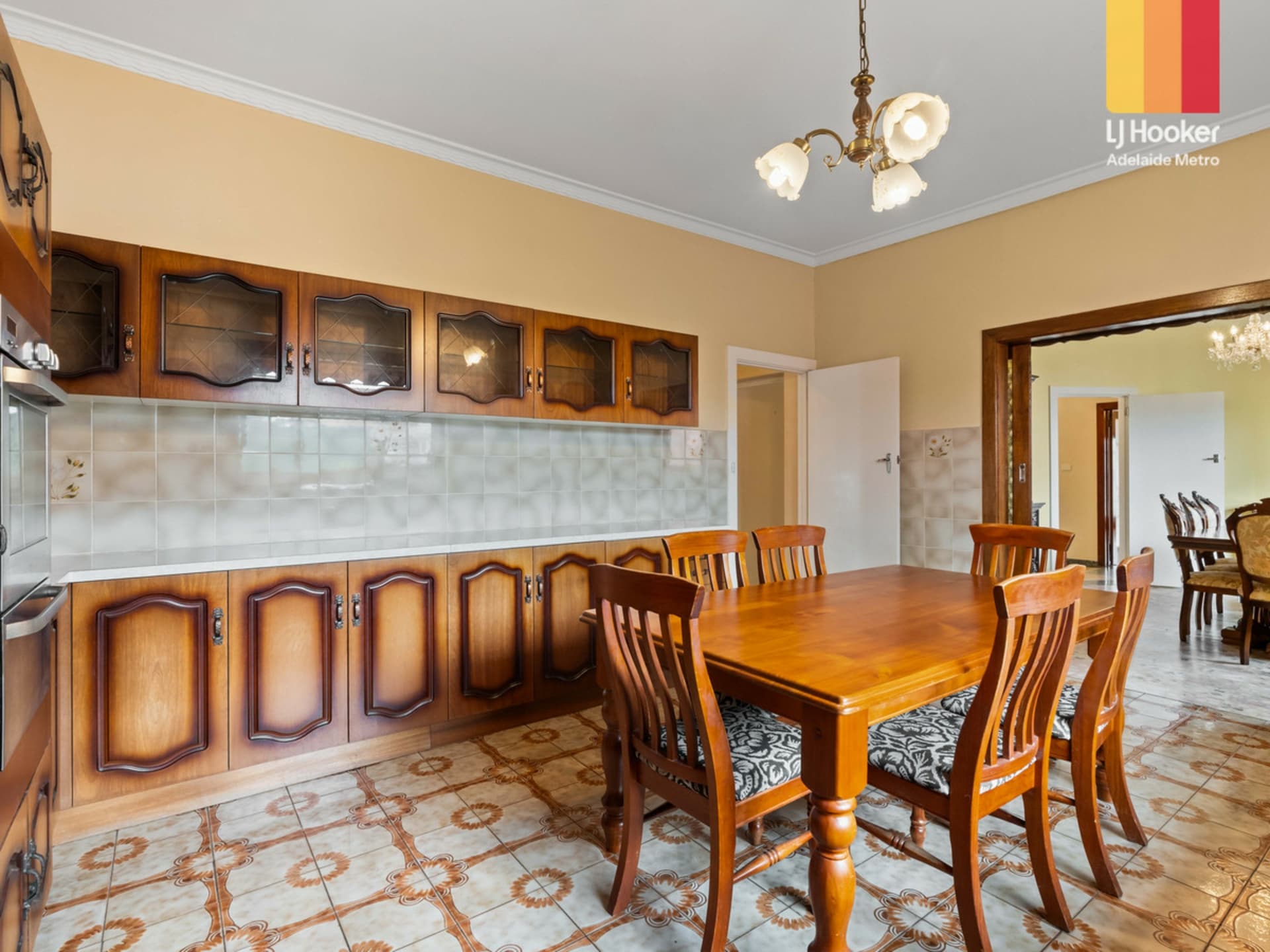 33 Aveland Avenue, Trinity Gardens, Trinity Gardens - Thumbnail 6