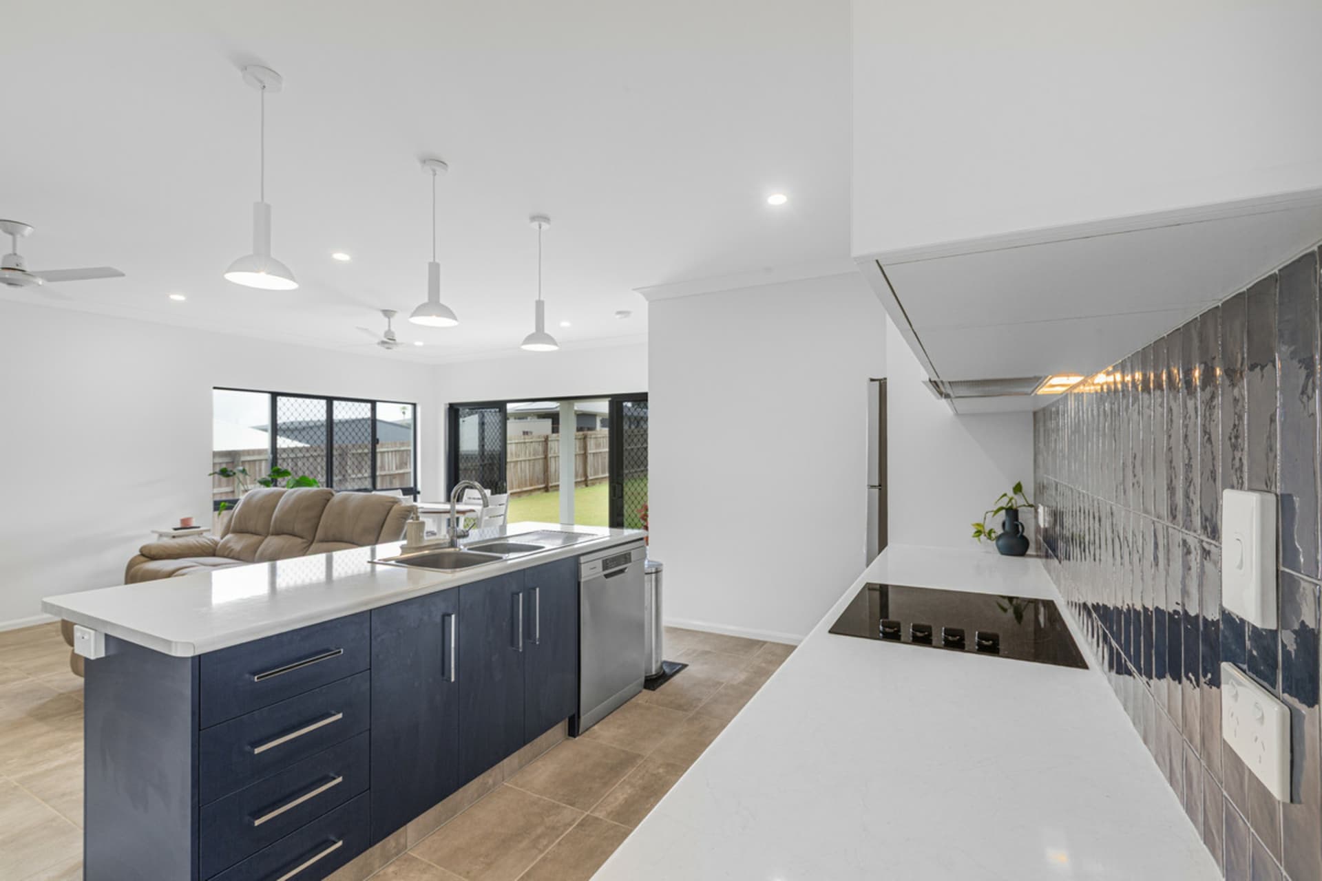 23 Aurora Circuit, Atherton, Atherton - Thumbnail 3