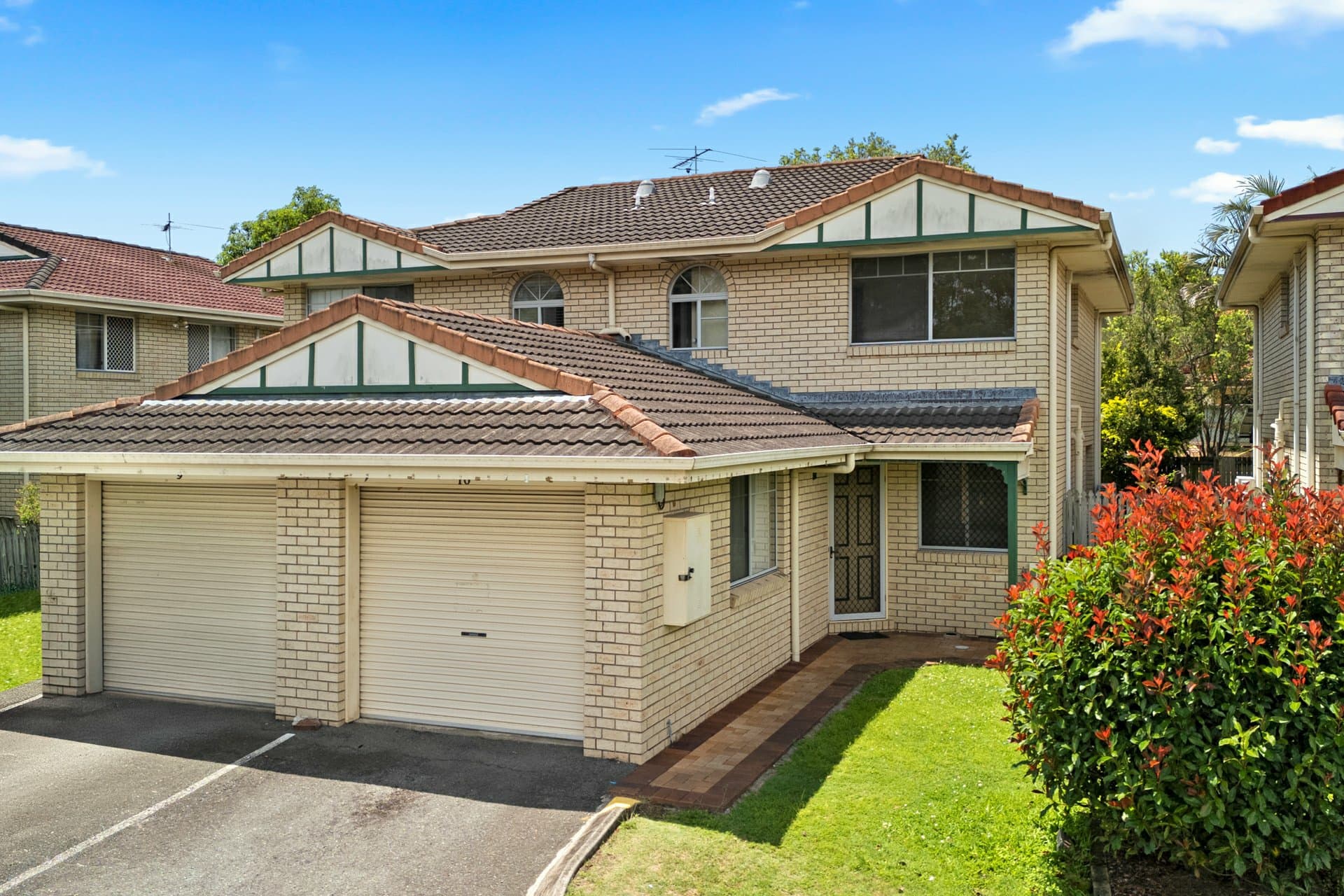 10/10 Lawrence Close, Robertson, Robertson - Image 1