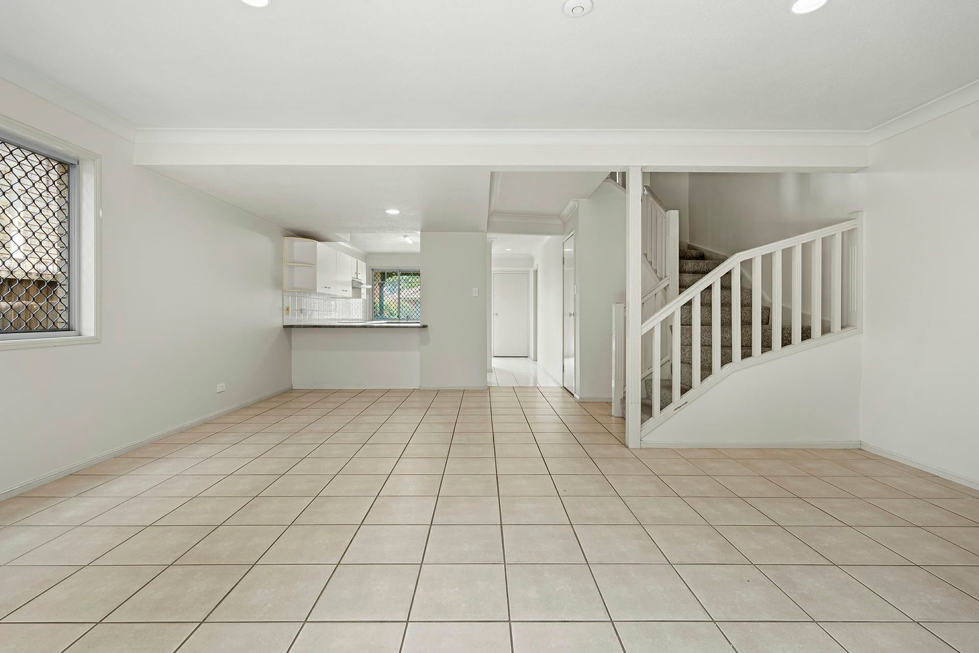 10/10 Lawrence Close, Robertson, Robertson - Thumbnail 3