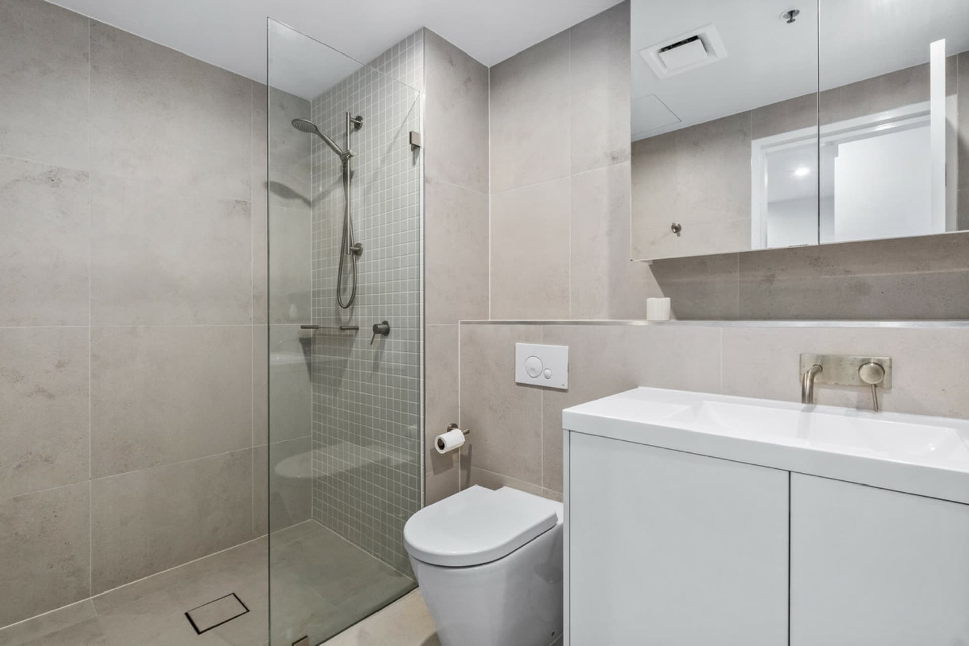 704/3 Grazier Lane, Belconnen, Belconnen - Thumbnail 7