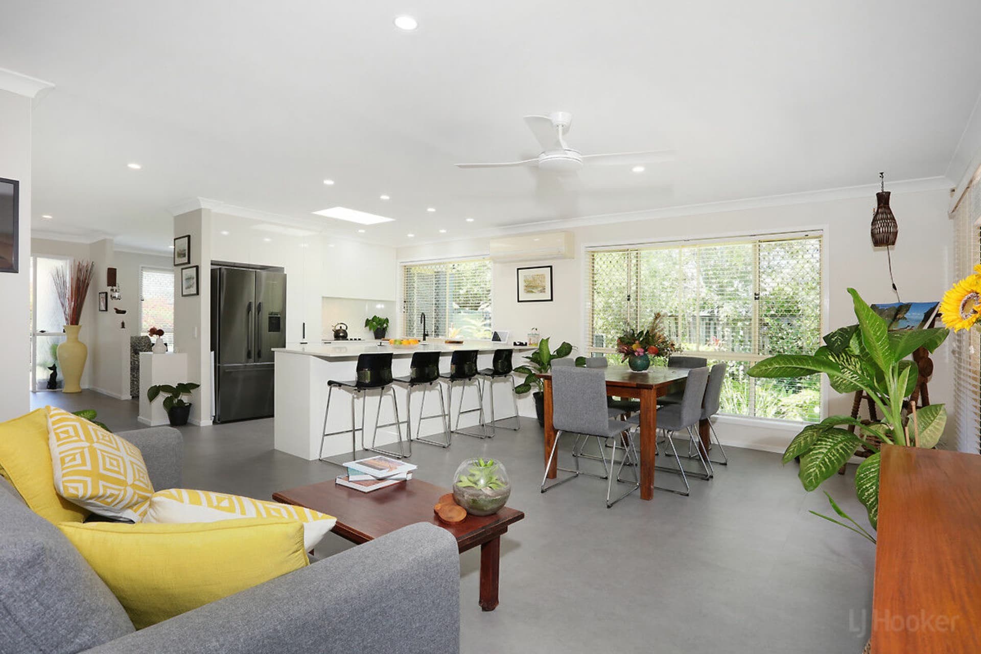 26 The Estuary, Coombabah, Coombabah - Thumbnail 2