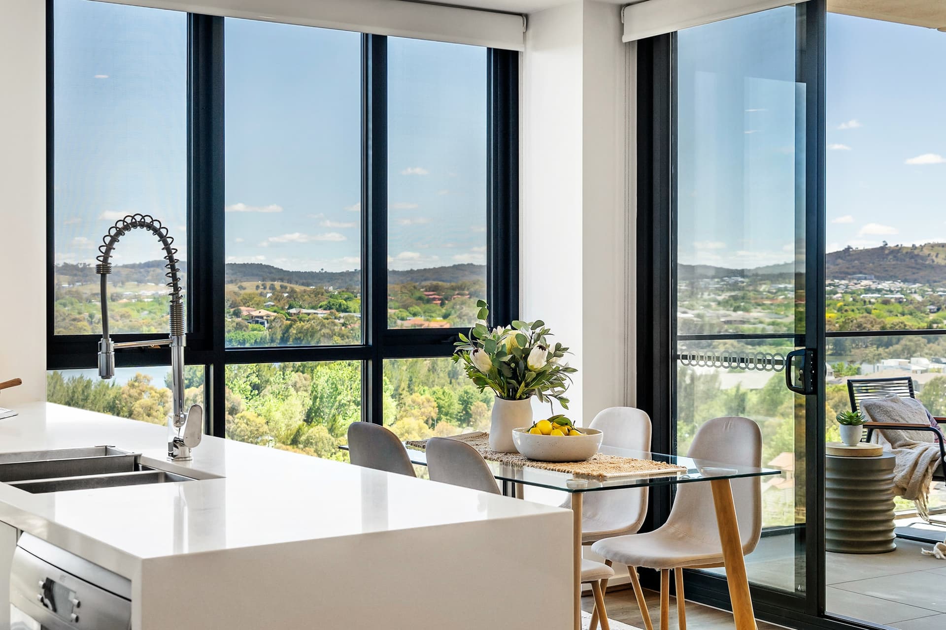 705/2 Gribble Street, Gungahlin, Gungahlin - Thumbnail 2