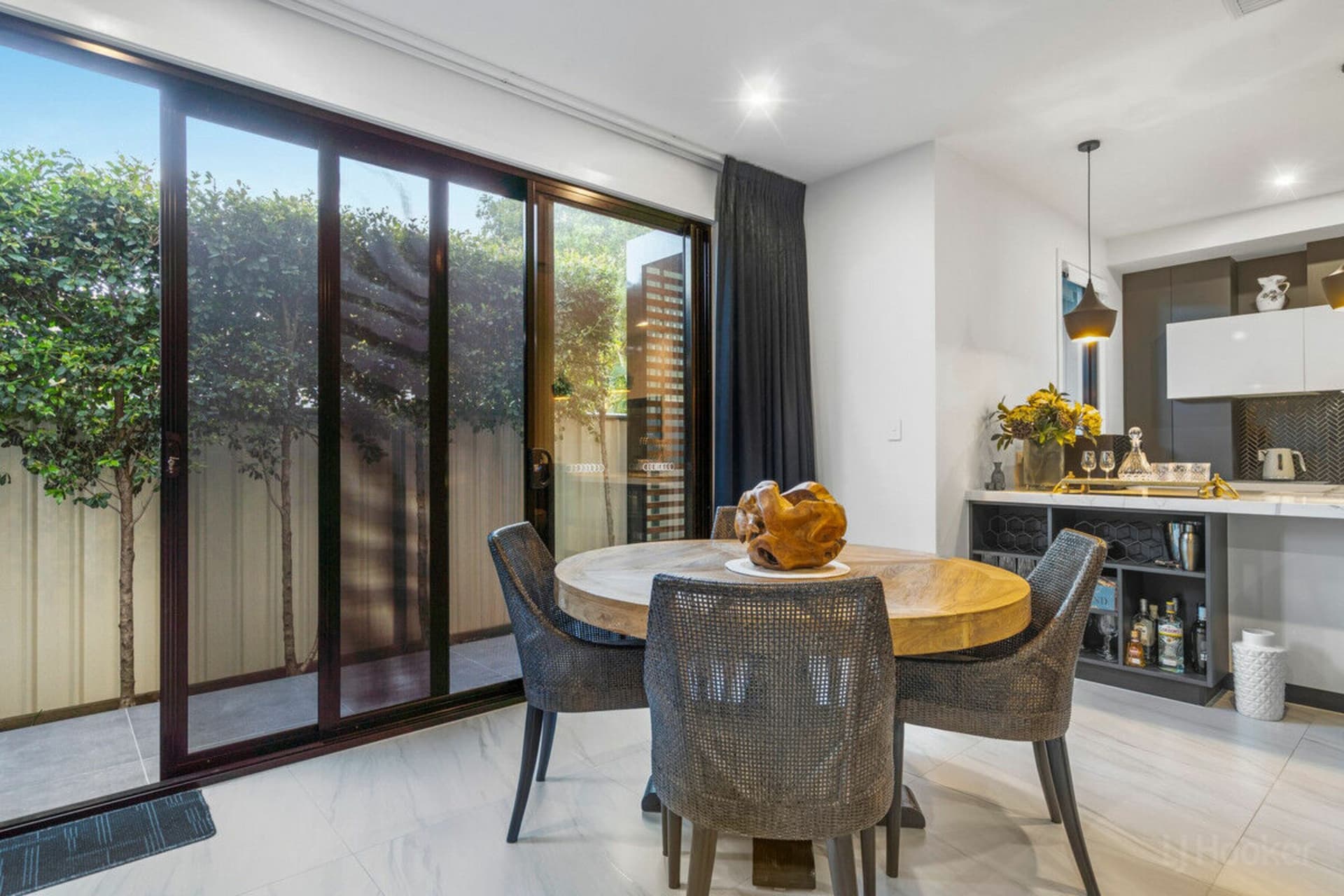 2/451 Pine Ridge Road, Runaway Bay, Runaway Bay - Thumbnail 4