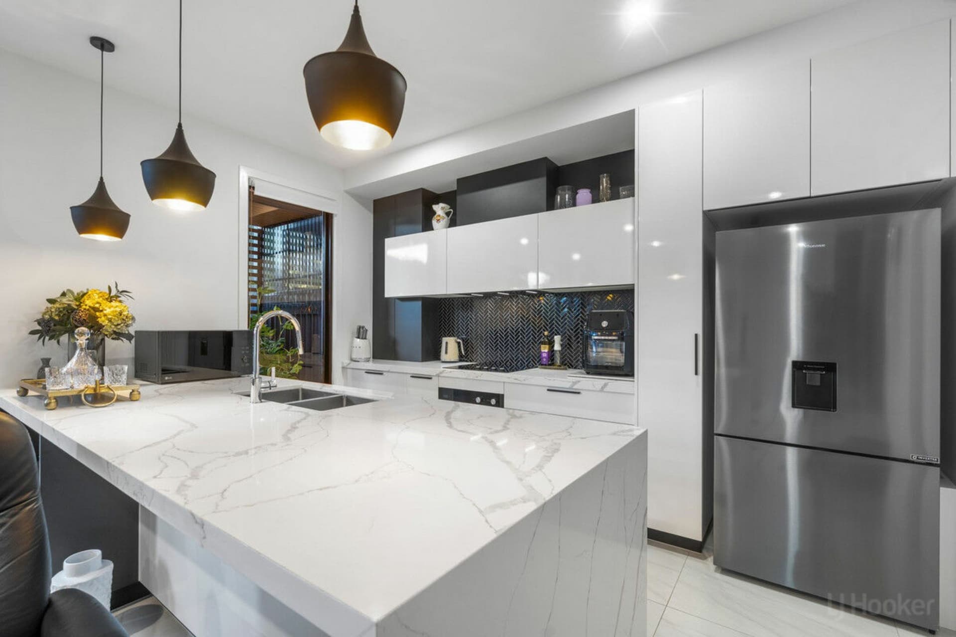 2/451 Pine Ridge Road, Runaway Bay, Runaway Bay - Thumbnail 6