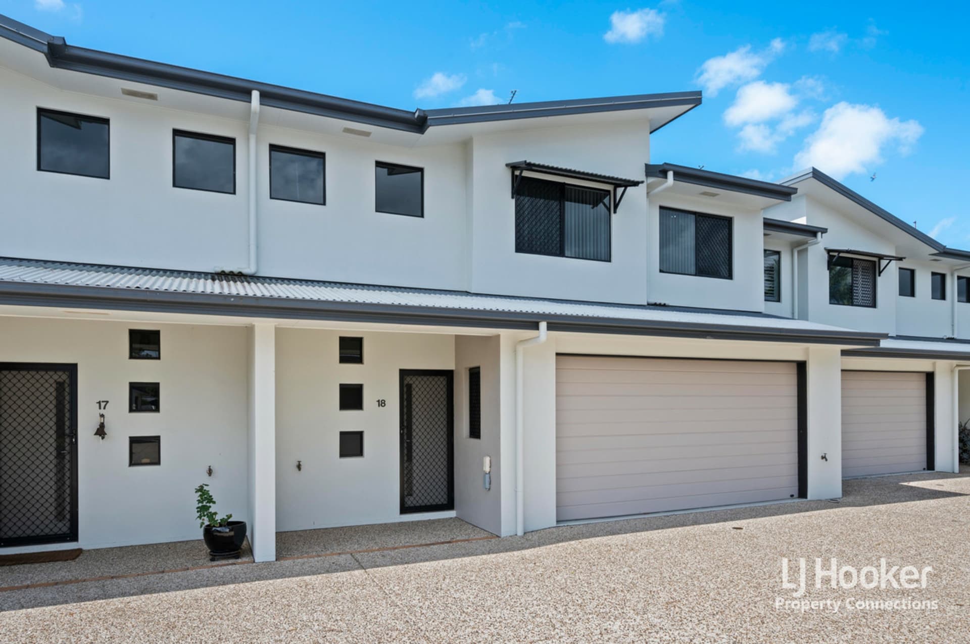 18/8-10 James Cash Court, Albany Creek, Albany Creek - Image 1