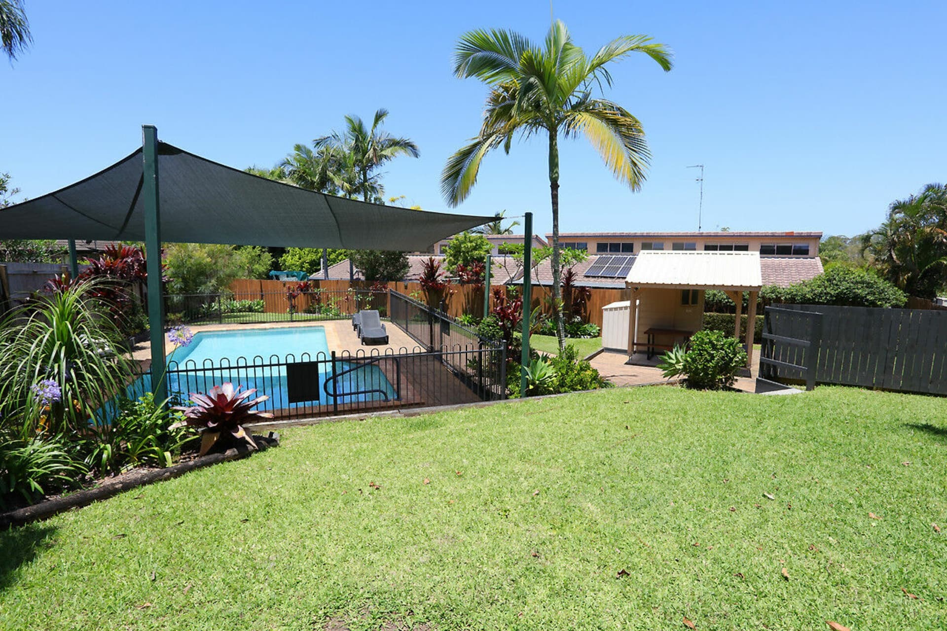 26/63 Olsen Avenue, Labrador, Labrador - Image 1