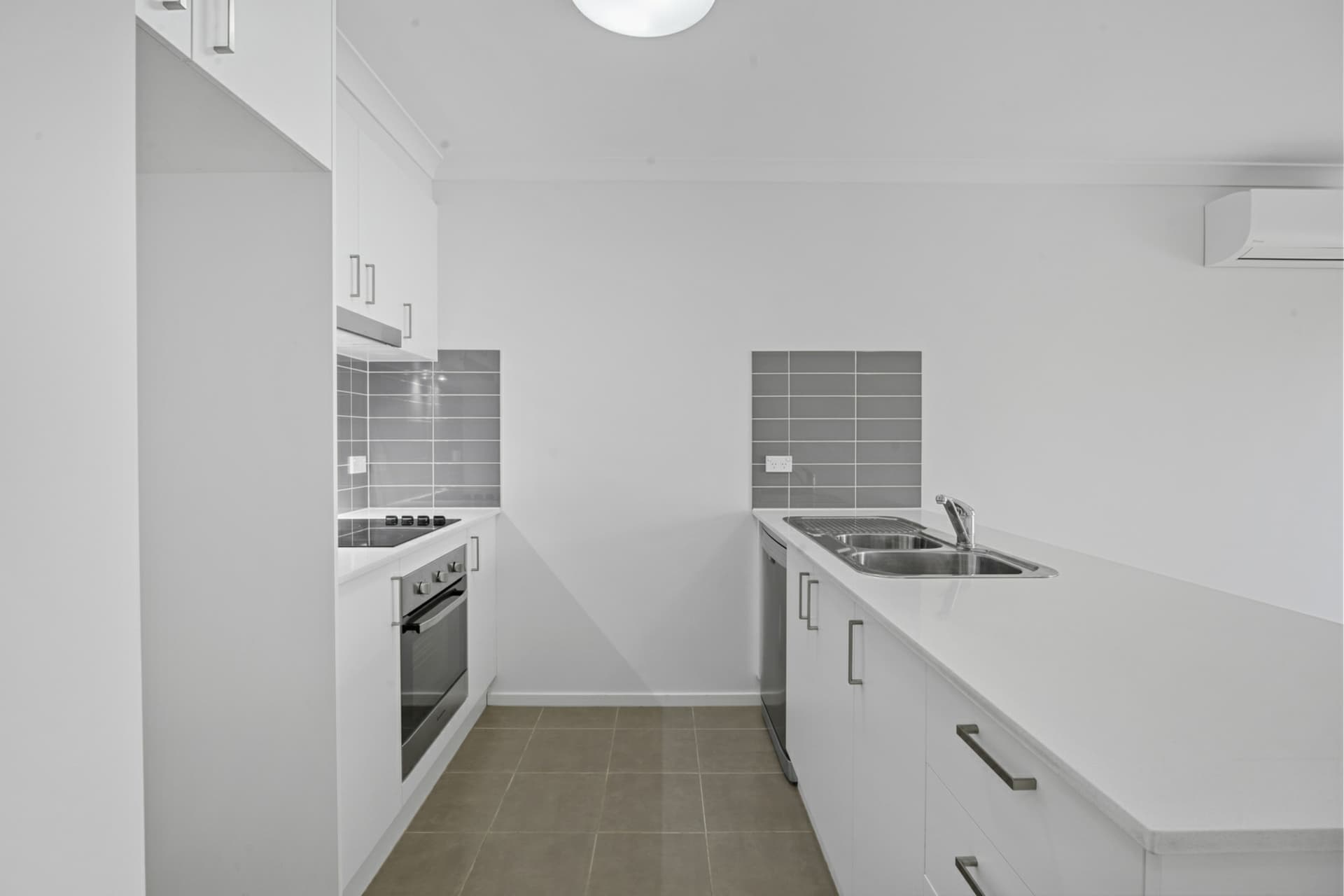 16/11 Wimmera Street, Harrison, Harrison - Thumbnail 5