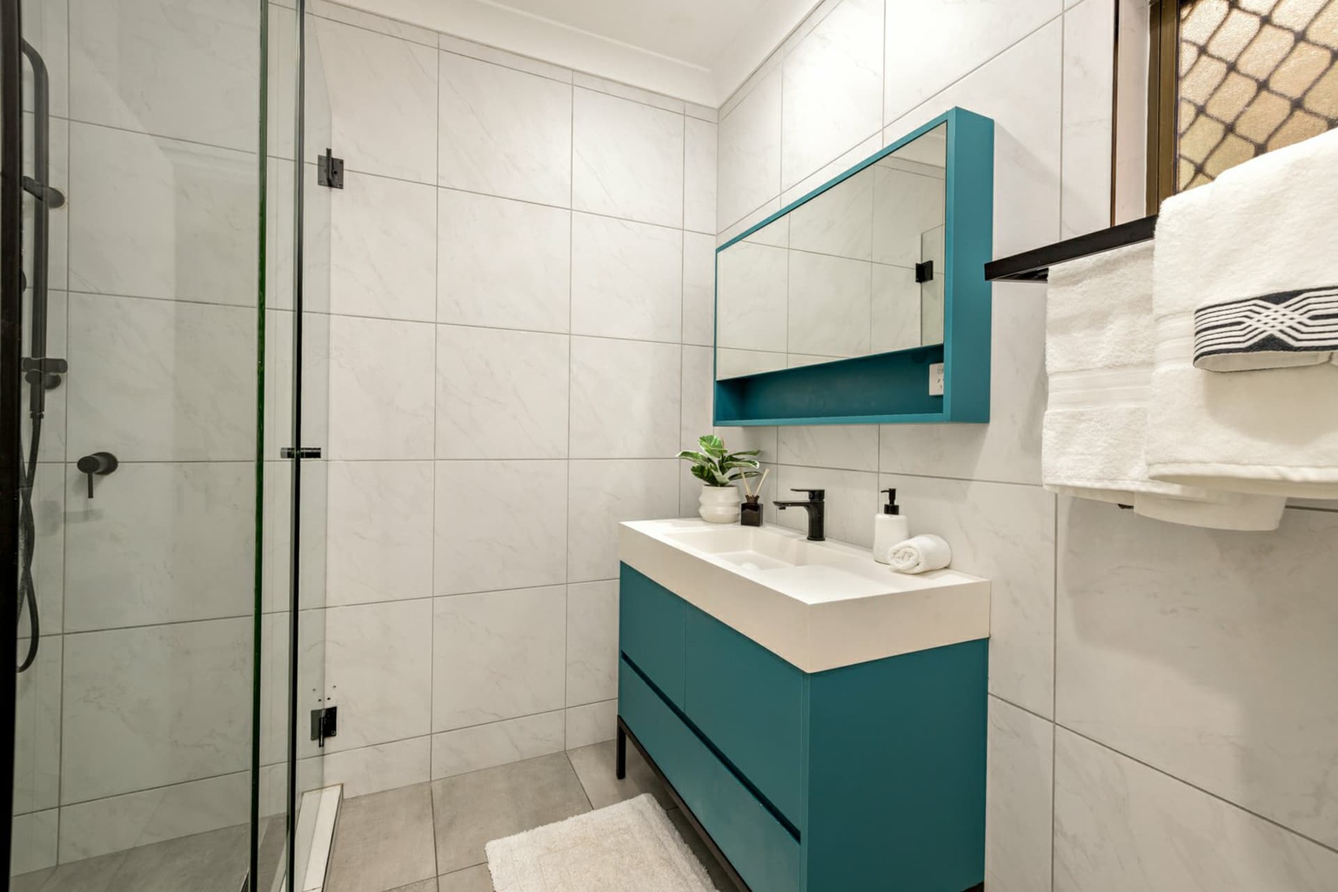 3/22-24 Collins Avenue, Edge Hill, Edge Hill - Thumbnail 8