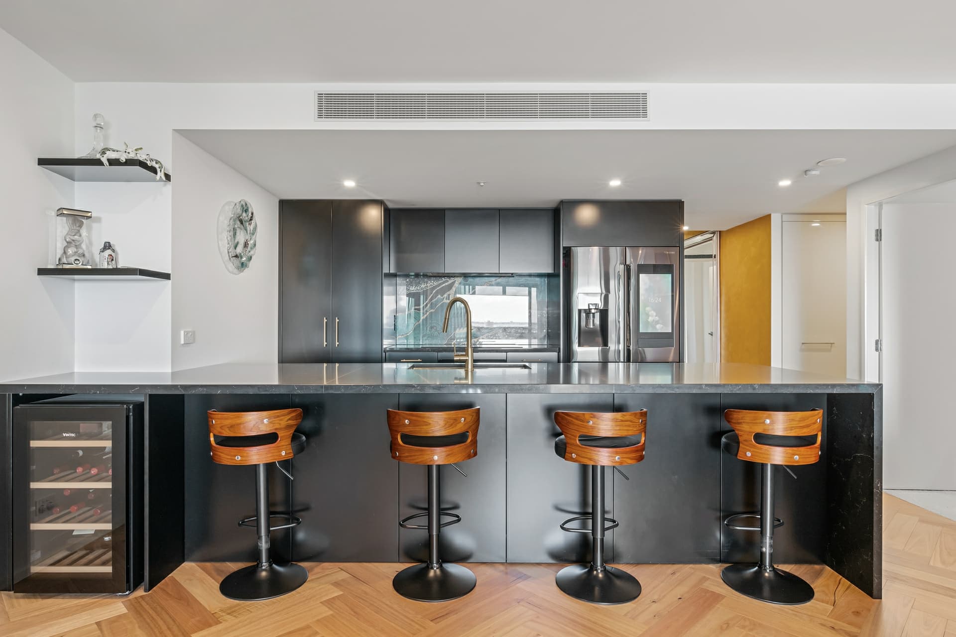 1302/454 St Kilda Road, Melbourne, Melbourne - Thumbnail 7