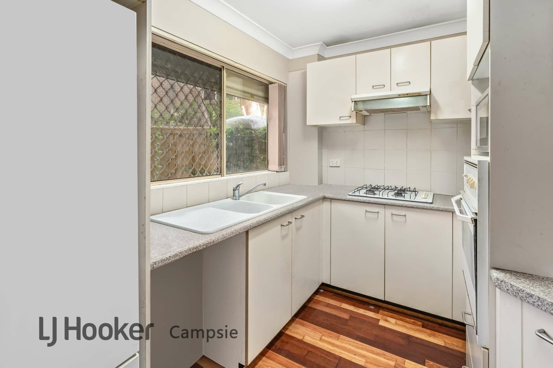 16/10 Broughton Street, Canterbury, Canterbury - Thumbnail 3