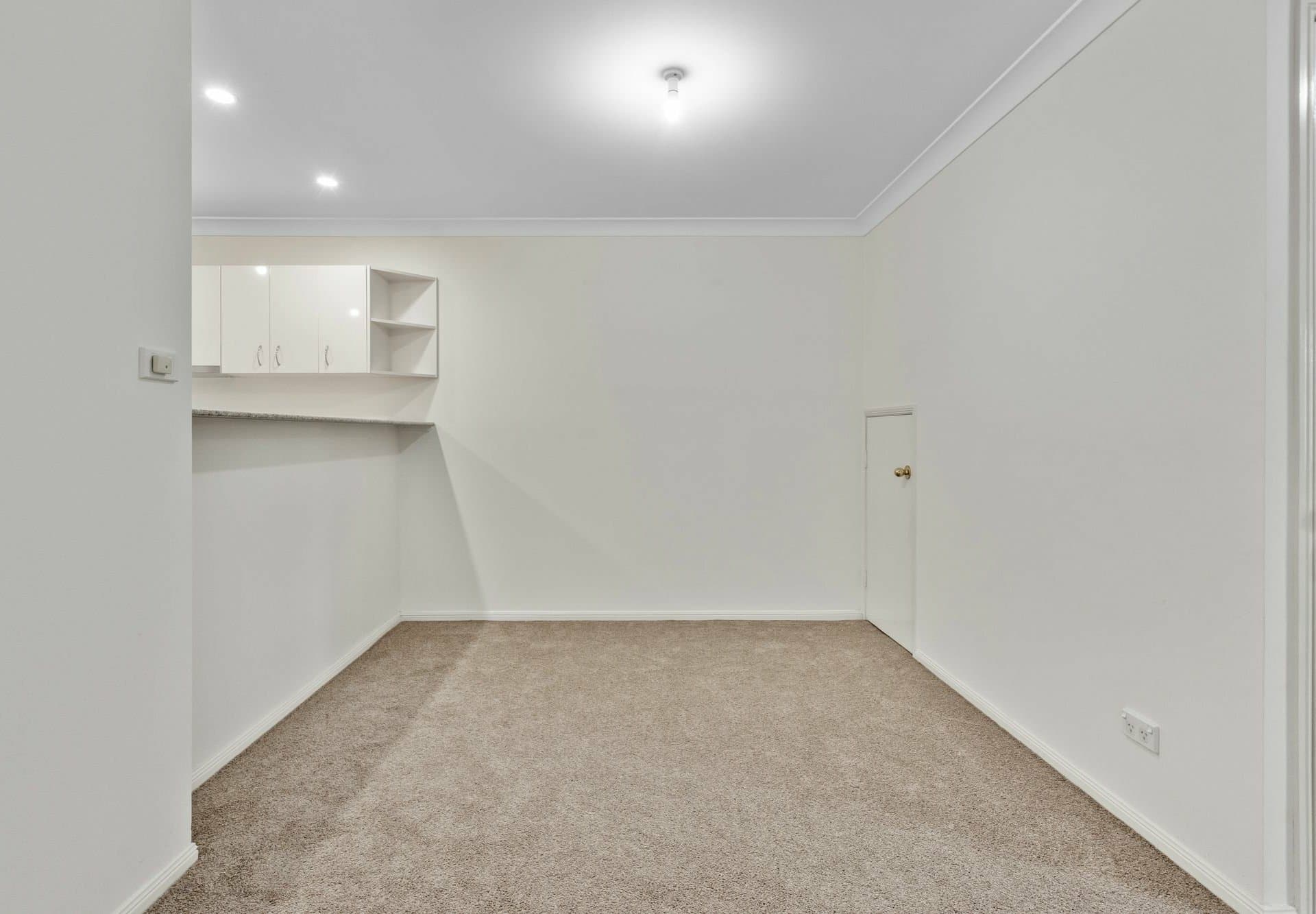 6/2200 Logan Road, Upper Mount Gravatt, Upper Mount Gravatt - Thumbnail 4