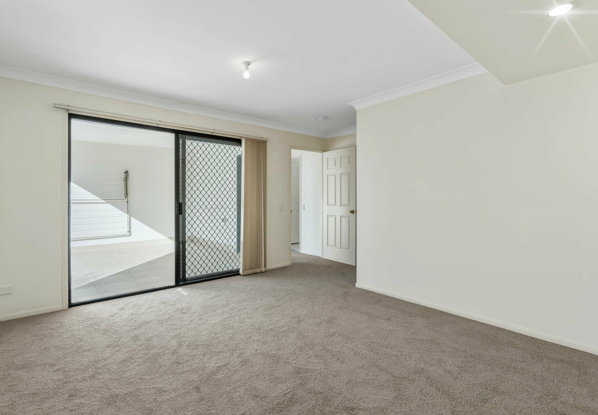 6/2200 Logan Road, Upper Mount Gravatt, Upper Mount Gravatt - Thumbnail 7