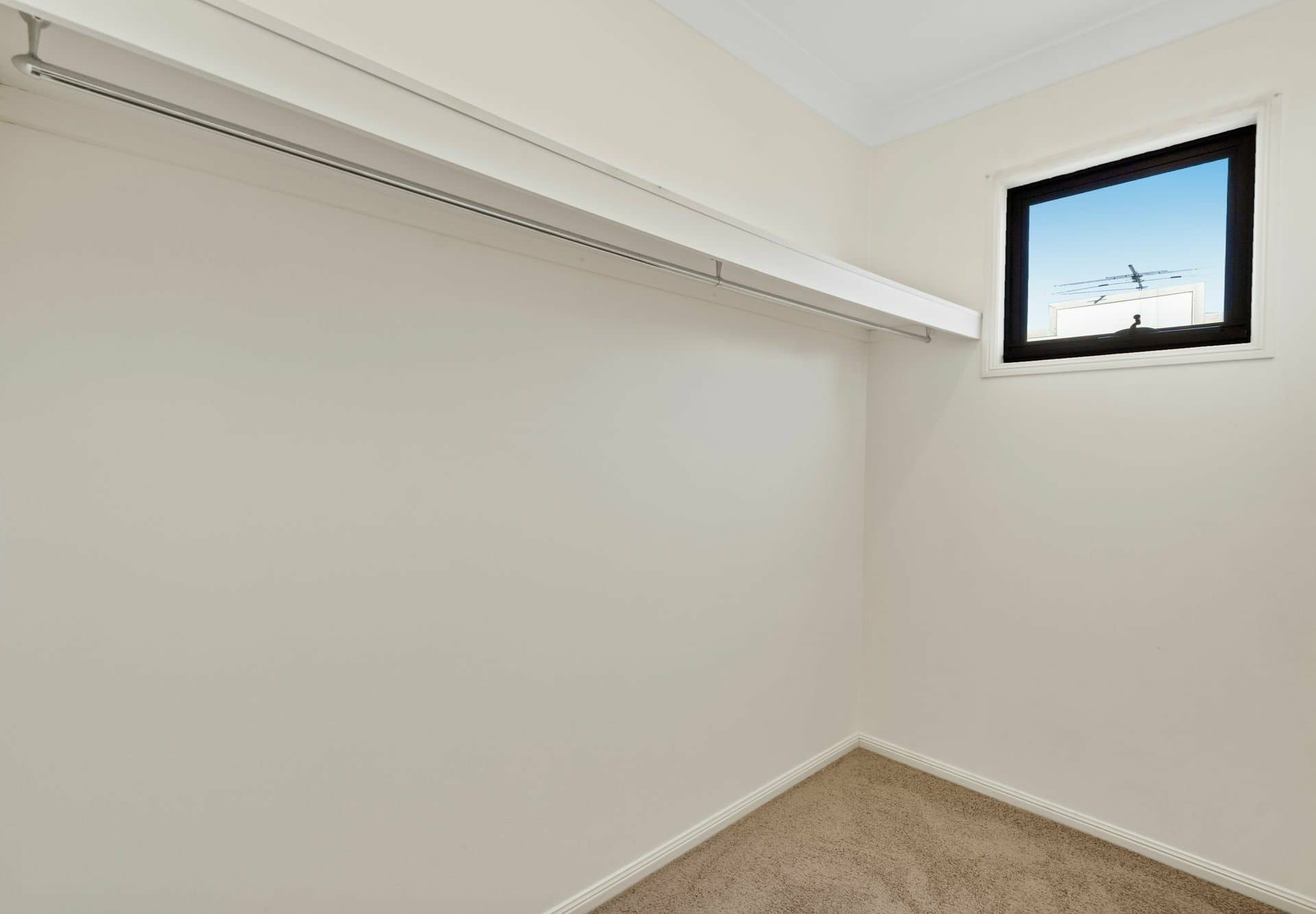 6/2200 Logan Road, Upper Mount Gravatt, Upper Mount Gravatt - Thumbnail 8