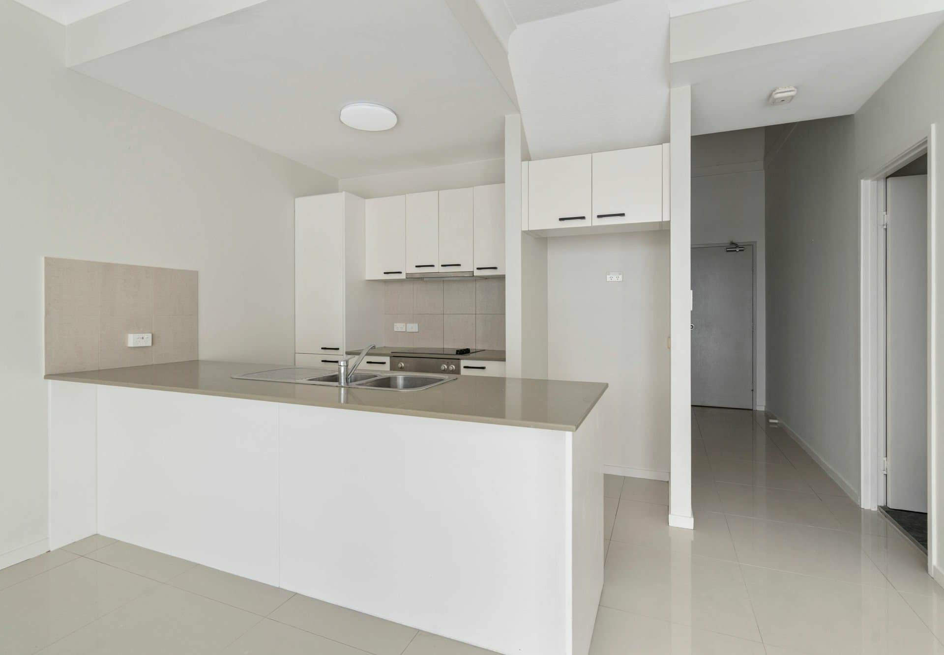 8/22-26 Norton Street, Upper Mount Gravatt, Upper Mount Gravatt - Thumbnail 4