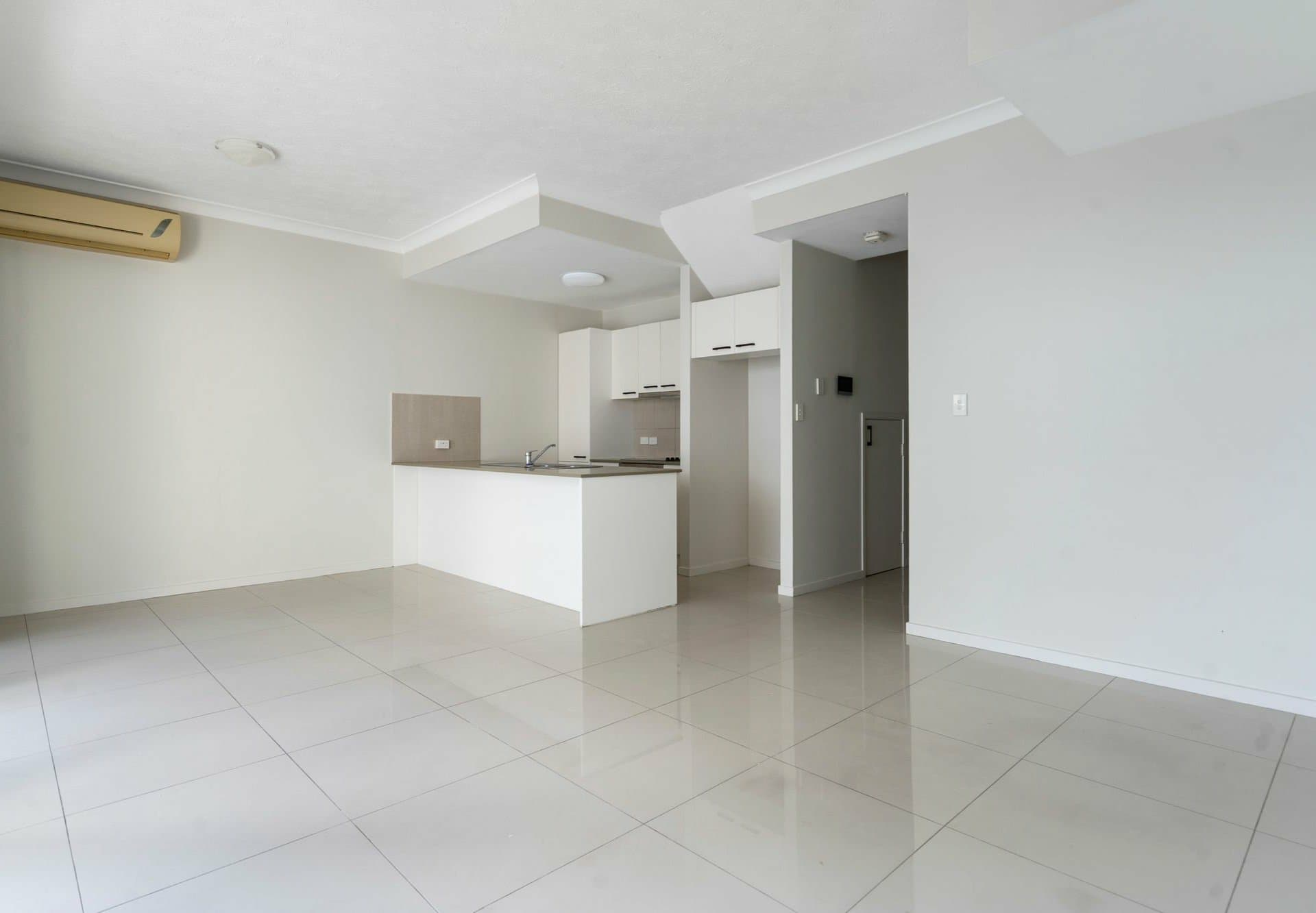 8/22-26 Norton Street, Upper Mount Gravatt, Upper Mount Gravatt - Thumbnail 5