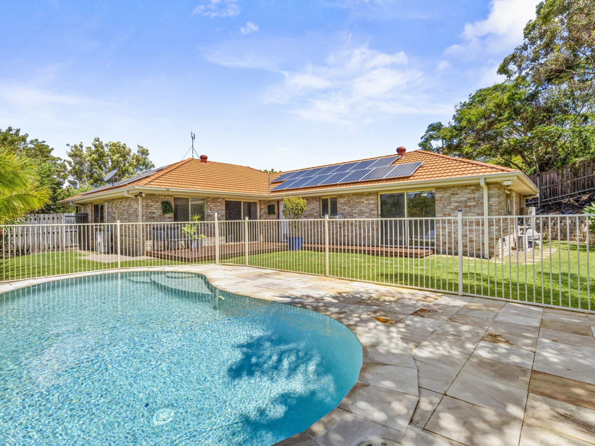 36 Easter Crescent, Pacific Pines, Pacific Pines - Thumbnail 8