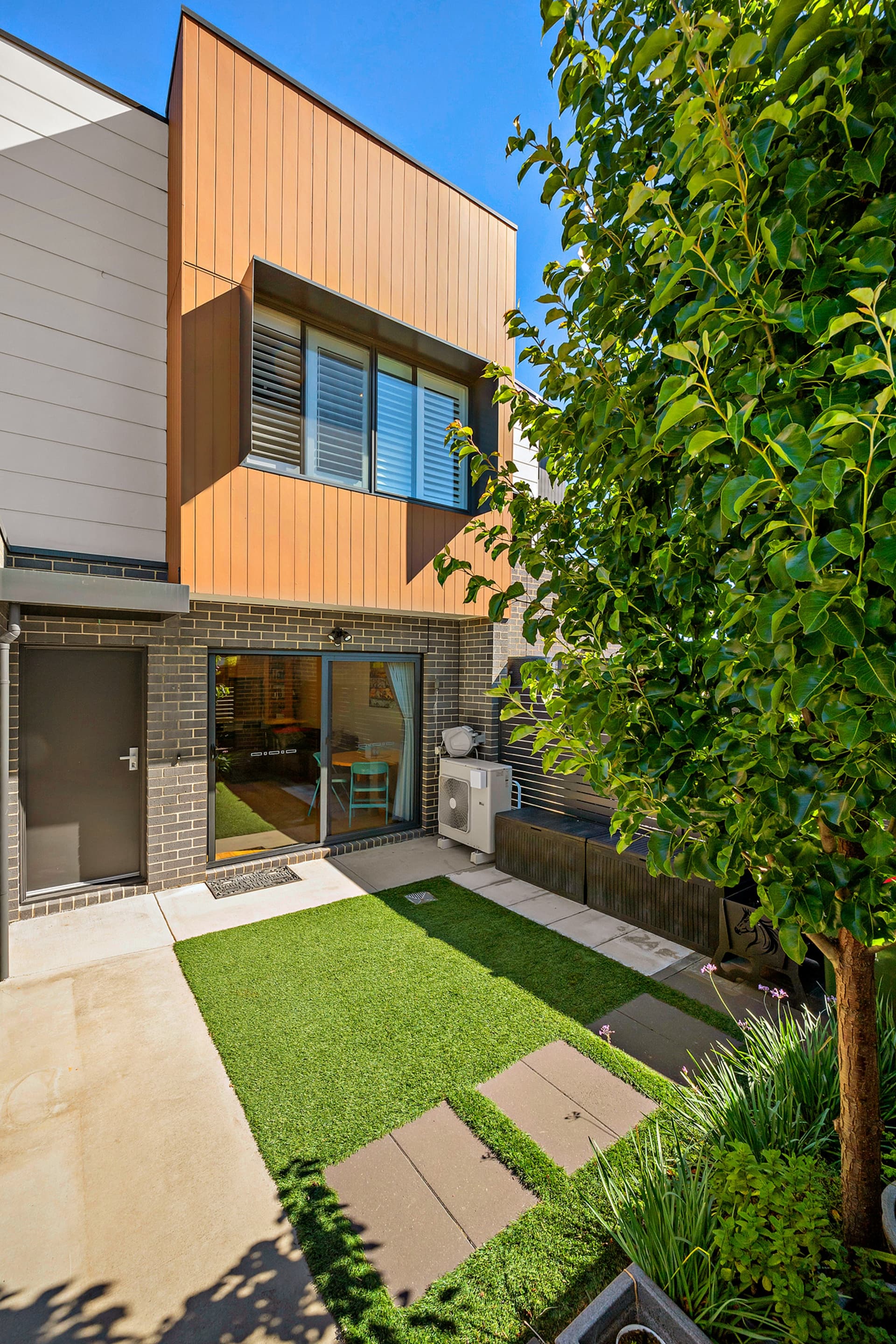 2/2 Telfer Street, Coombs, Coombs - Thumbnail 2