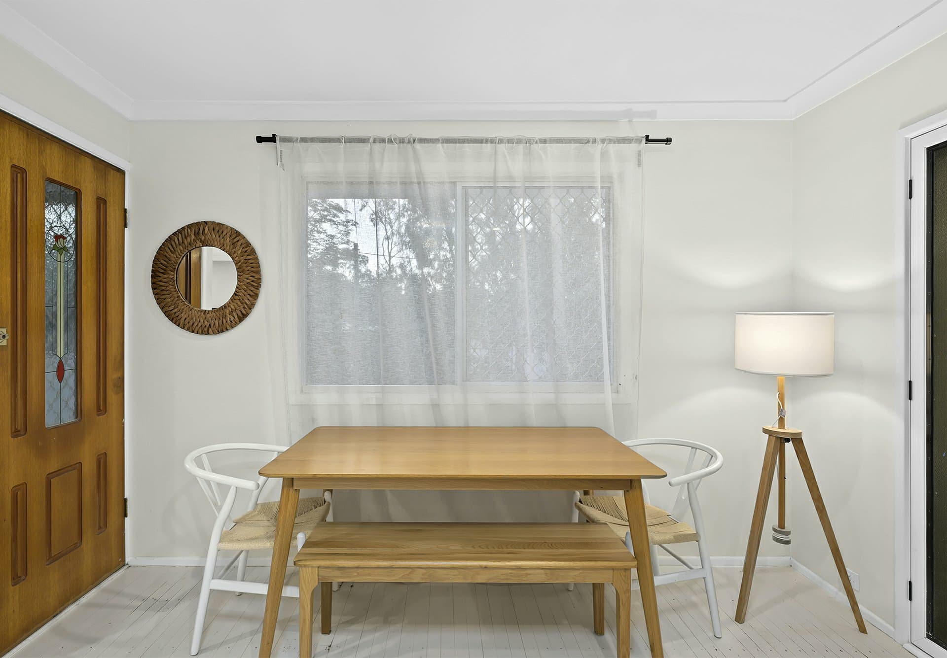 16 Carloch Street, Holland Park West, Holland Park West - Thumbnail 8