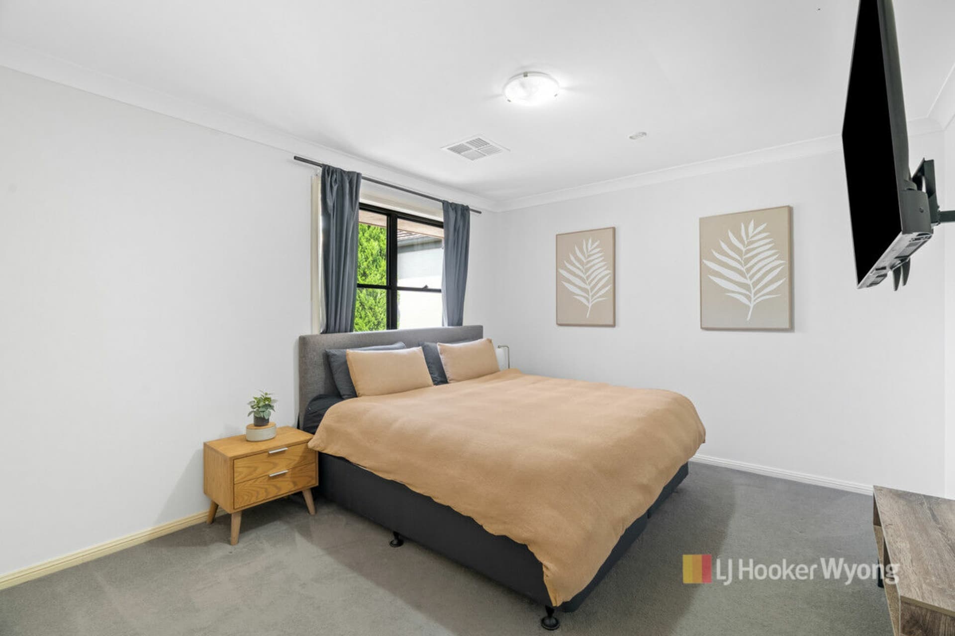 11 Greenwich Place, Mardi, Mardi - Thumbnail 7