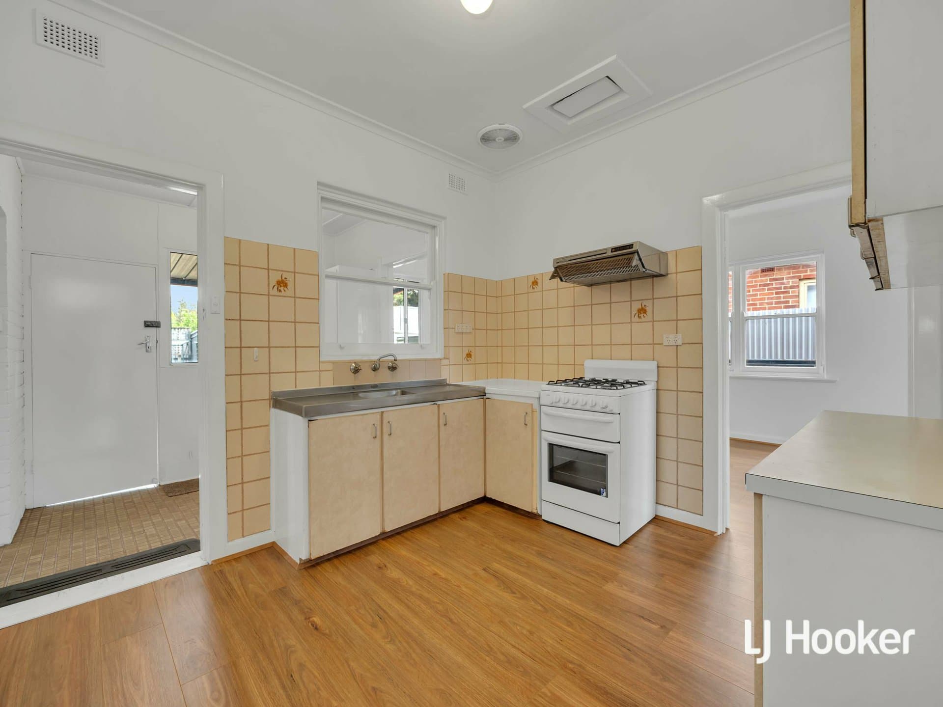 4 Ormond Ave, Clearview, Clearview - Thumbnail 5