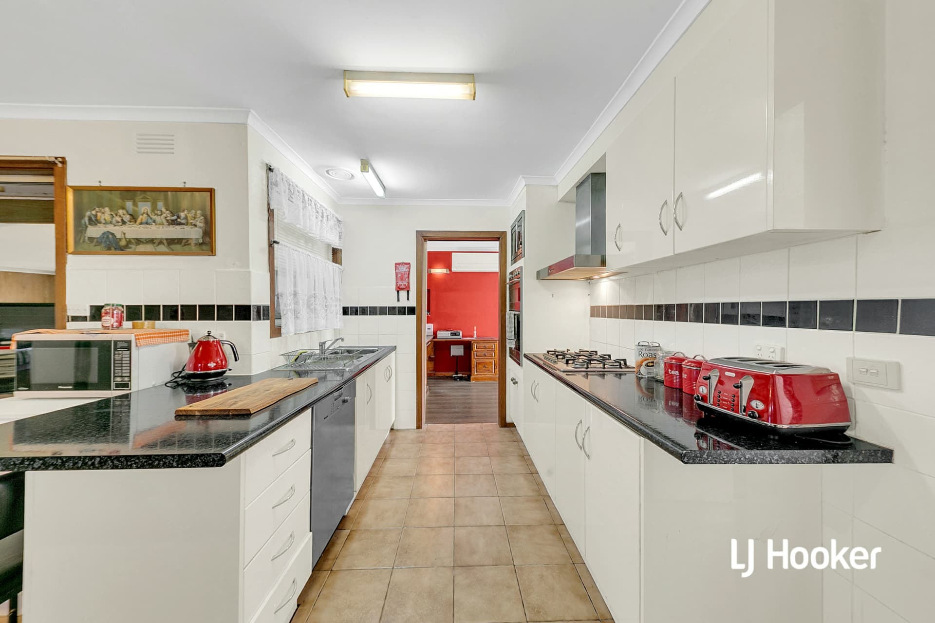 3 Teeda Court, Melton South, Melton South - Thumbnail 2