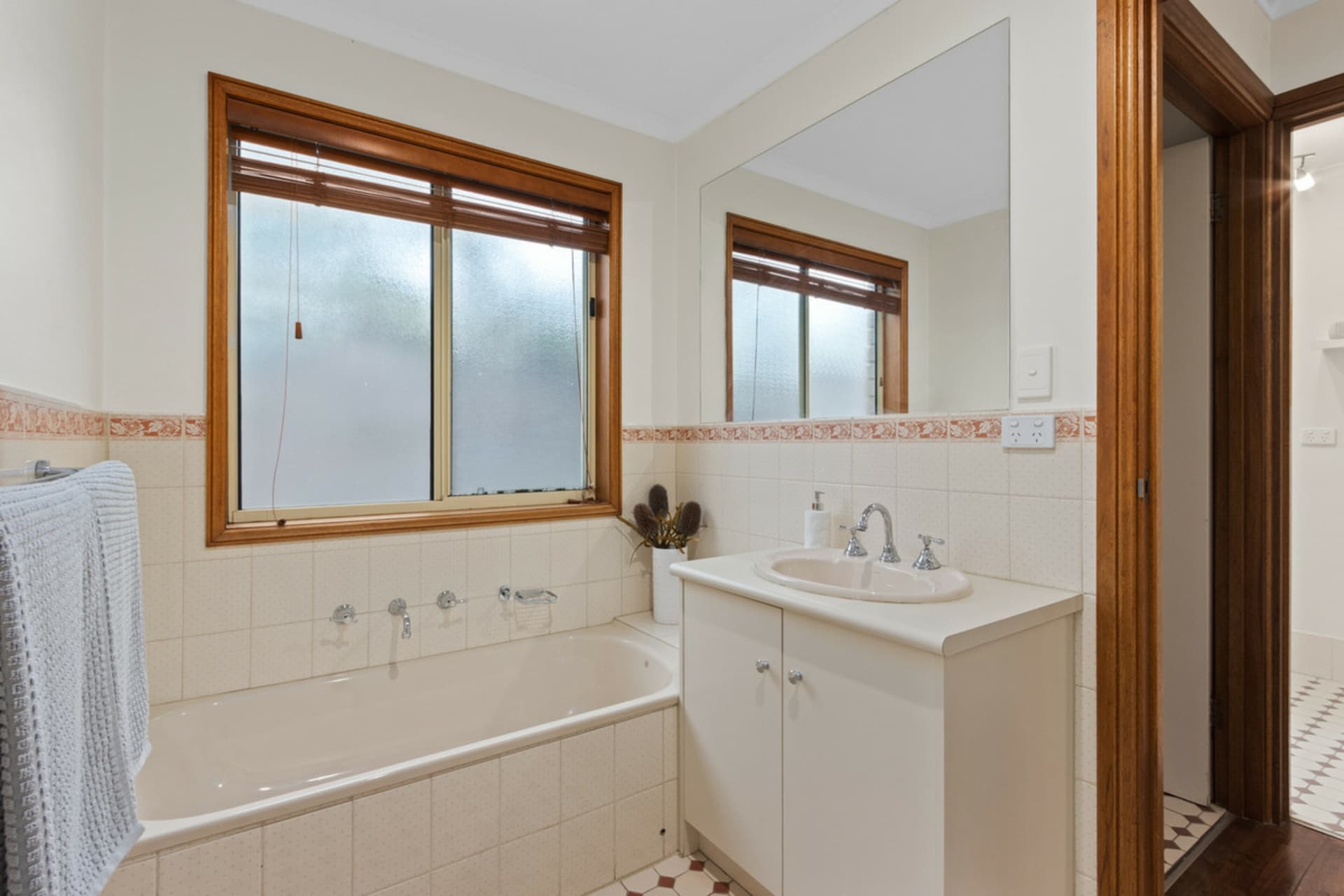 1/10 Harrington Court, Golden Grove, Golden Grove - Thumbnail 7