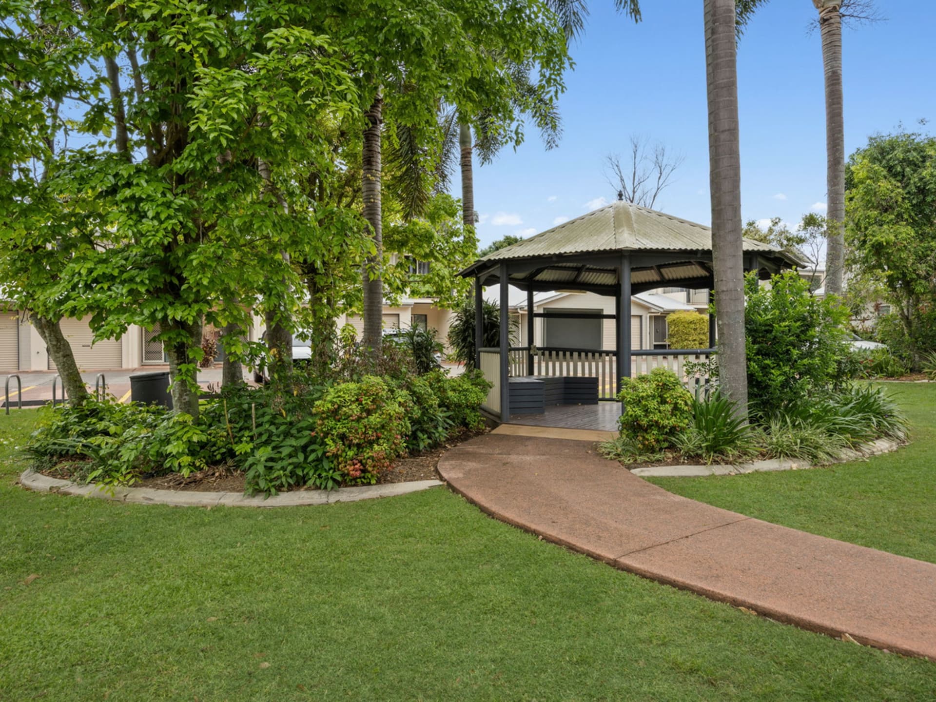 2/31 Swan Street, Beerwah, Beerwah - Image 1