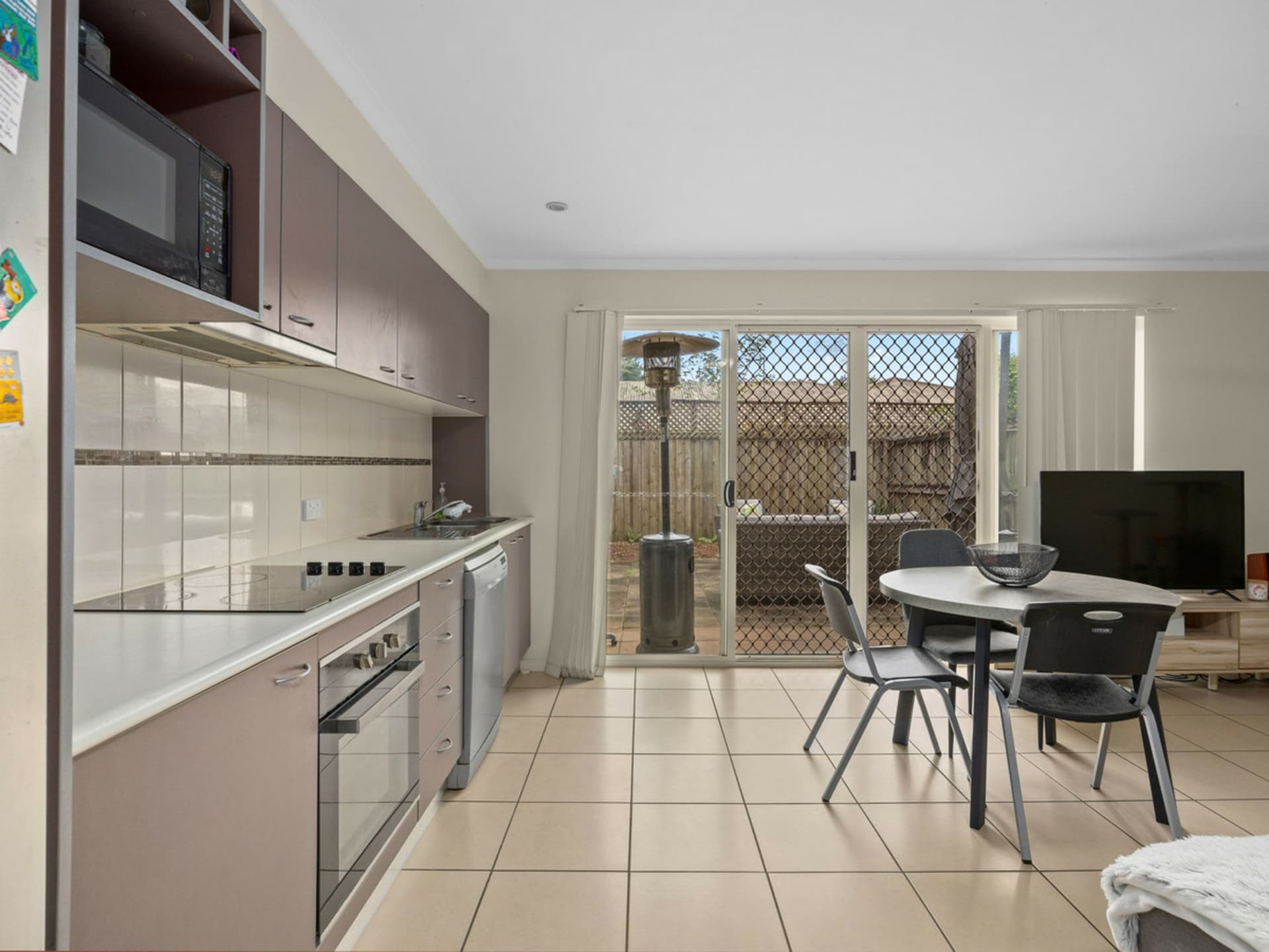 2/31 Swan Street, Beerwah, Beerwah - Thumbnail 4