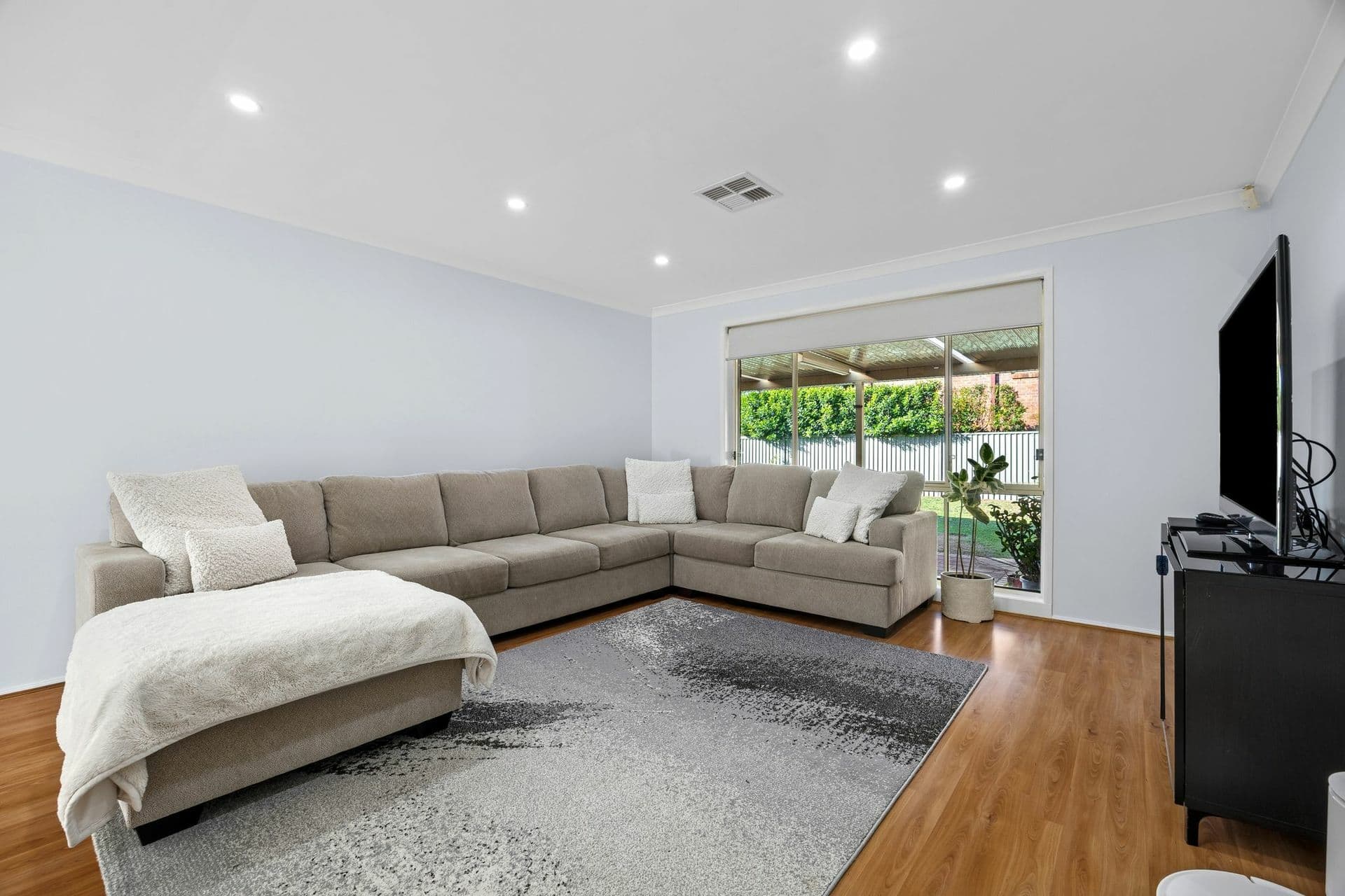 19 Mallacoota Close, Prestons, Prestons - Thumbnail 3