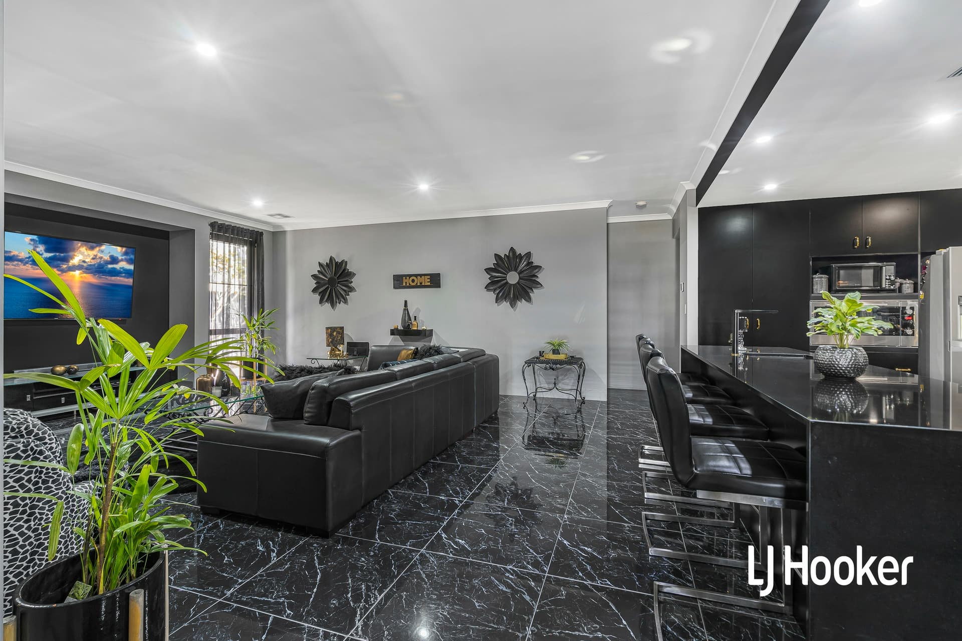 114 Castlewood Parkway, Southern River, Southern River - Thumbnail 8