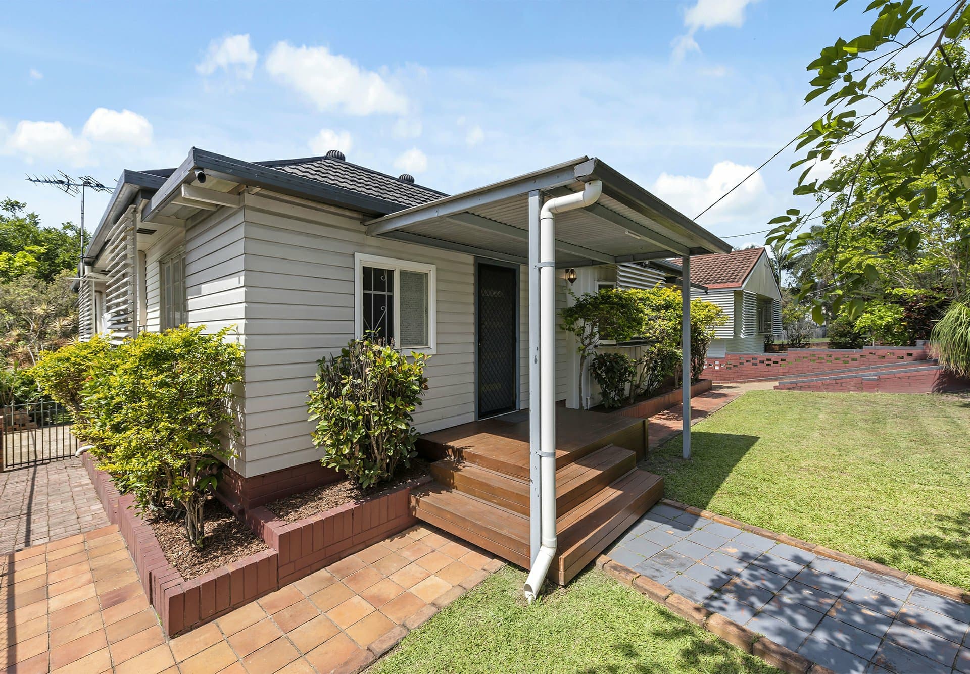 50 Broadwater Road, Mount Gravatt East, Mount Gravatt East - Thumbnail 2