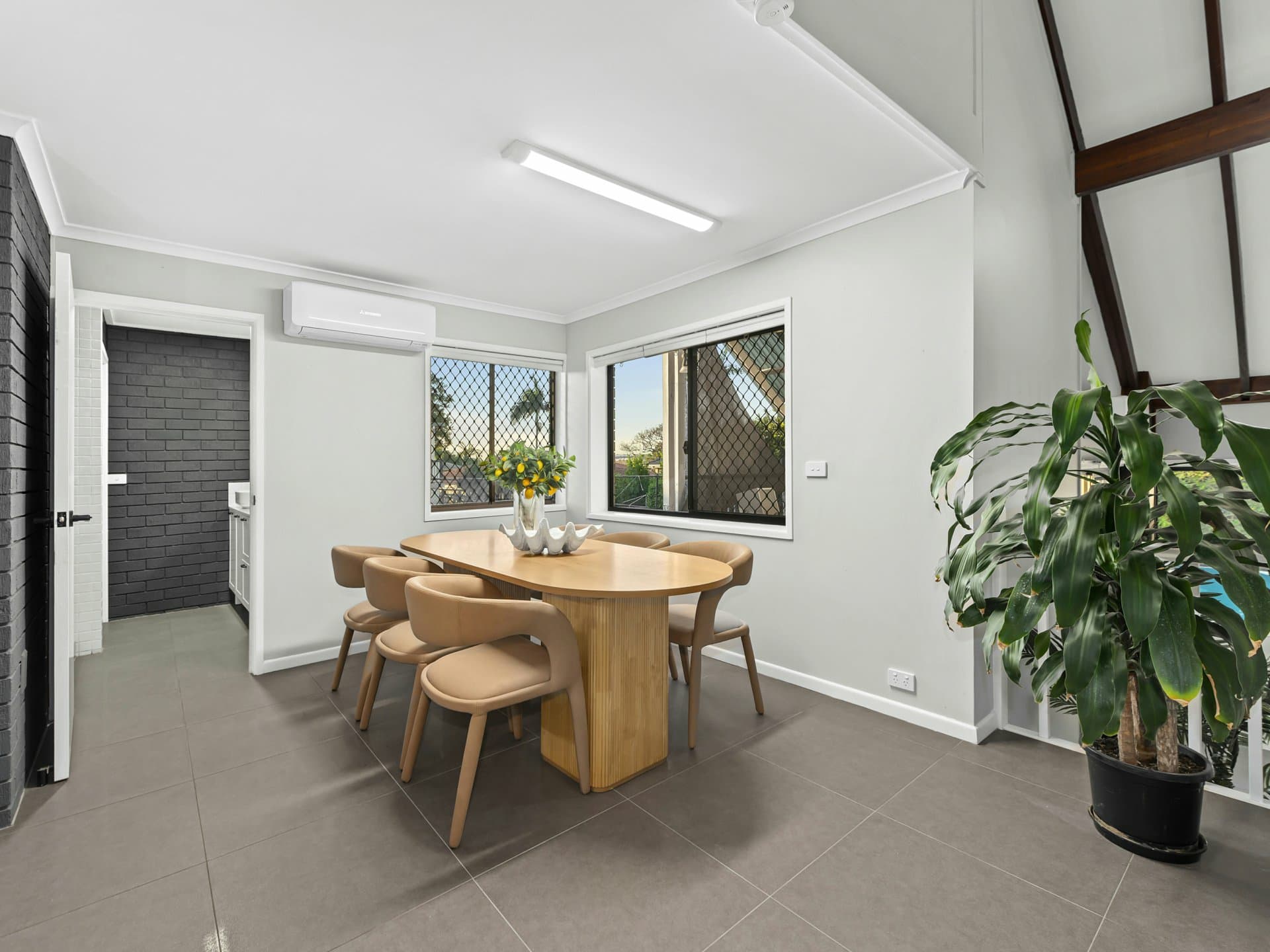 7 Petrina Street, Eight Mile Plains, Eight Mile Plains - Thumbnail 4