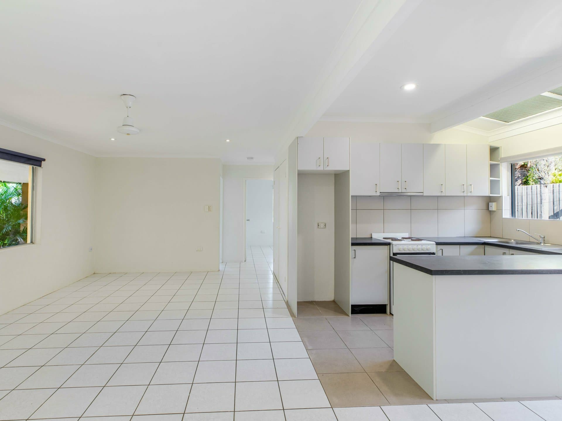 1 & 2/25 Pecten Avenue, Port Douglas, Port Douglas - Thumbnail 3